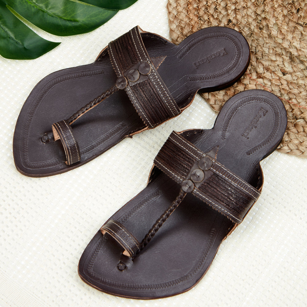 KORAKARI Brown Handstitched Leather Kolhapuri Men Slipper