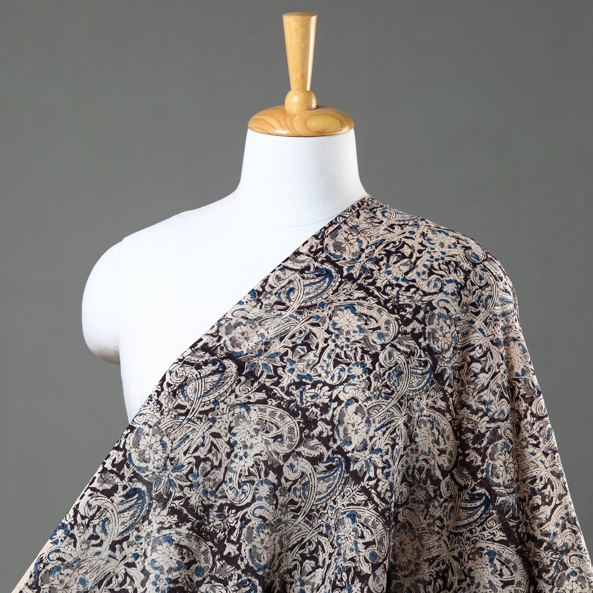 VENKATA BHANU KALAMKARI PEDANA Black - Pedana Kalamkari Block Printed Mul Cotton Fabric 08