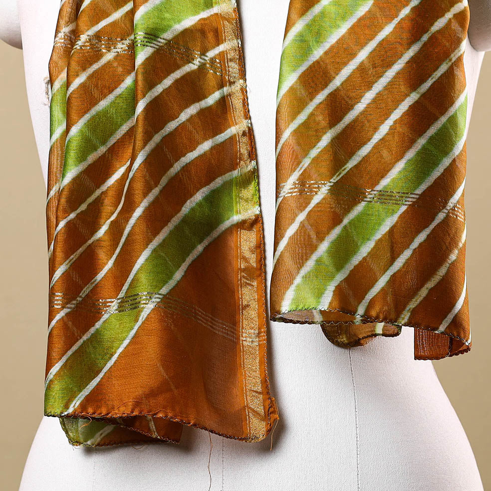 LEHARIYA BY BADSHAH MIYAN Brown - Leheriya Tie-Dye Chanderi Silk Handloom Stole with Zari Border 37 - view 3