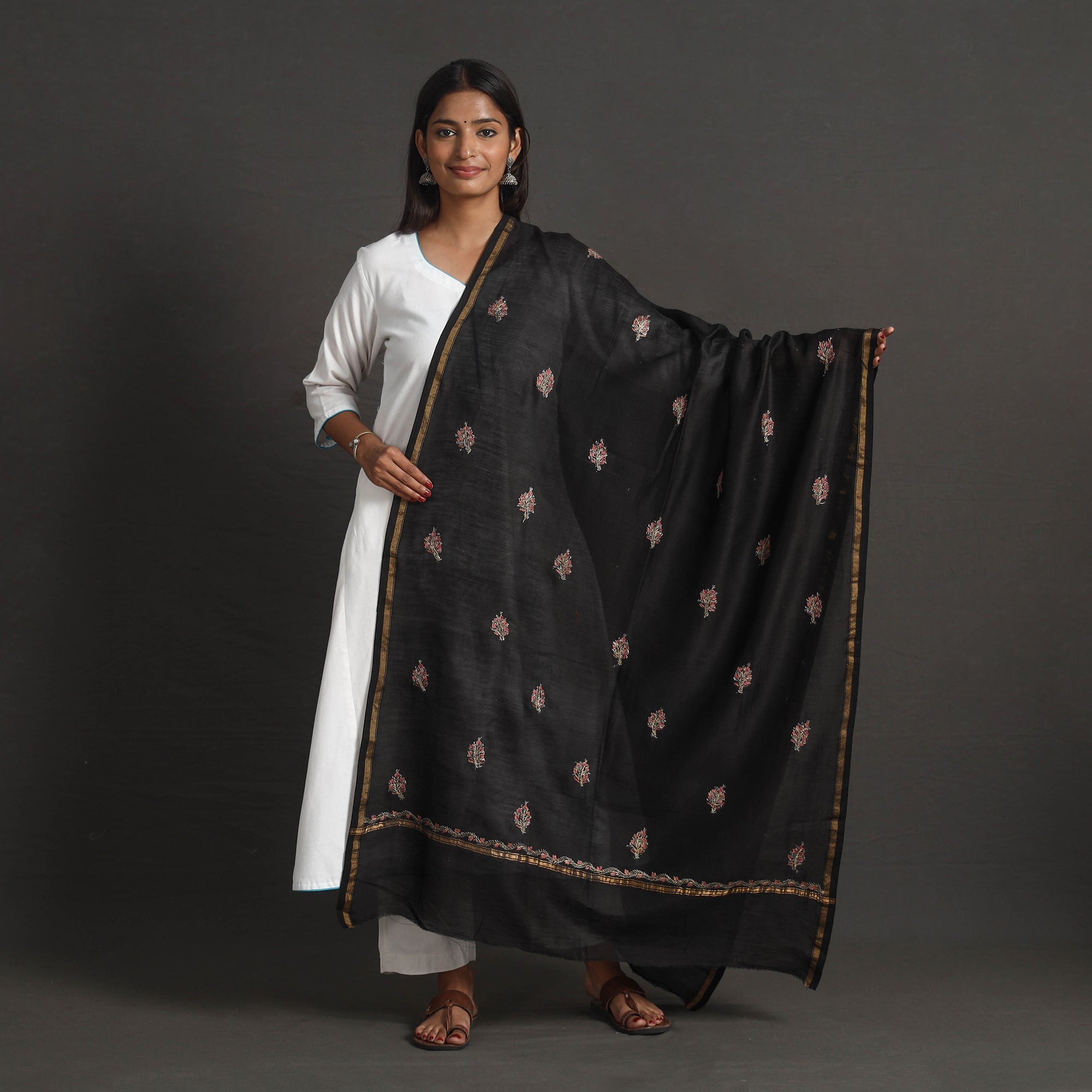 ITOKRI CRAFTS INITIATIVE Handloom Chanderi Silk Kashida Embroidery Dupatta 28