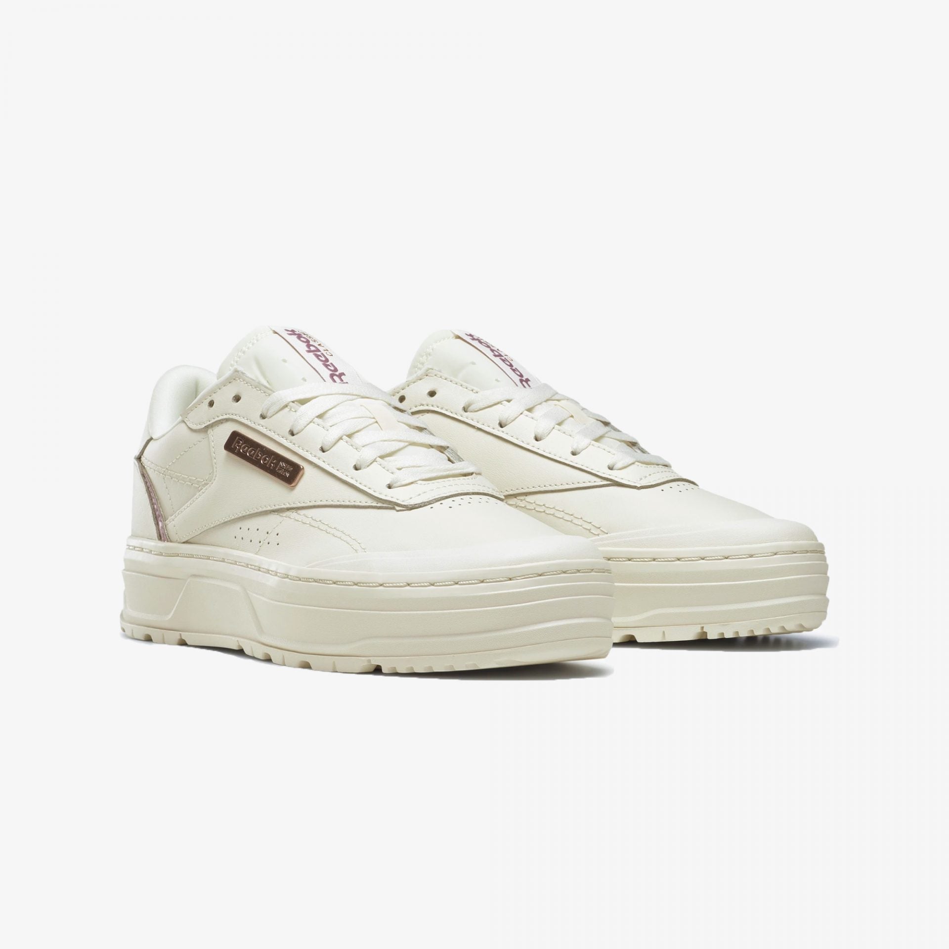 Reebok | CLUB C DOUBLE GEO { CHALK WHITE