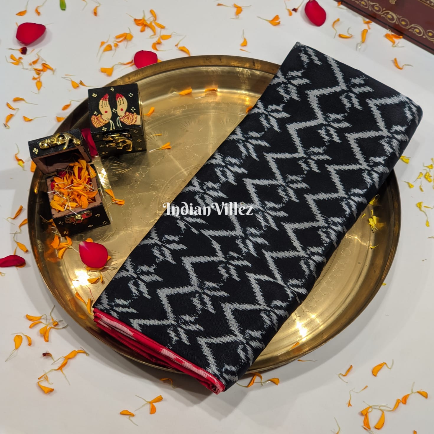 IndianVillèz Black Red Silk Handloom Pochampally Ikat Saree