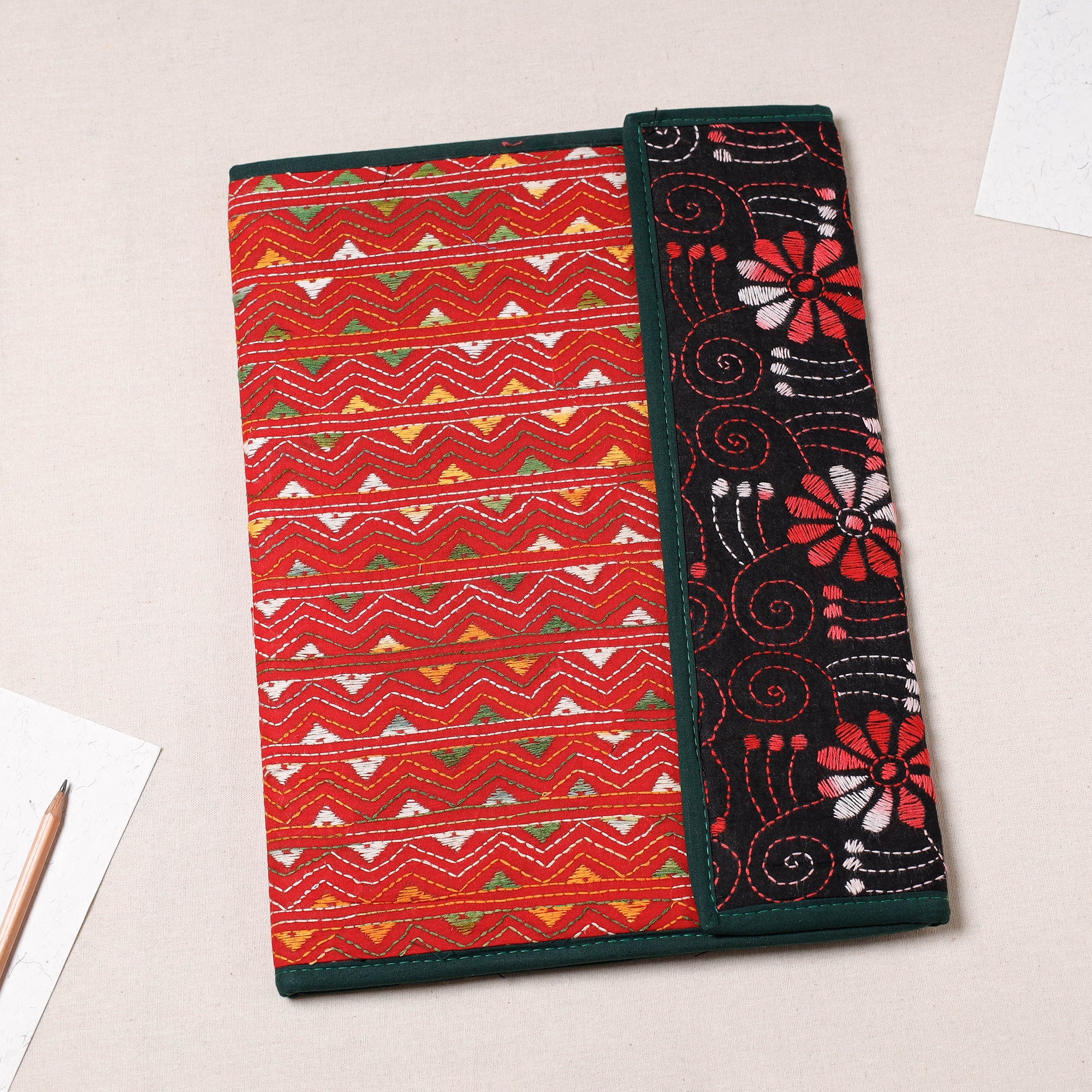 ASALKAAR Bengal Kantha Work Handcrafted File Folder