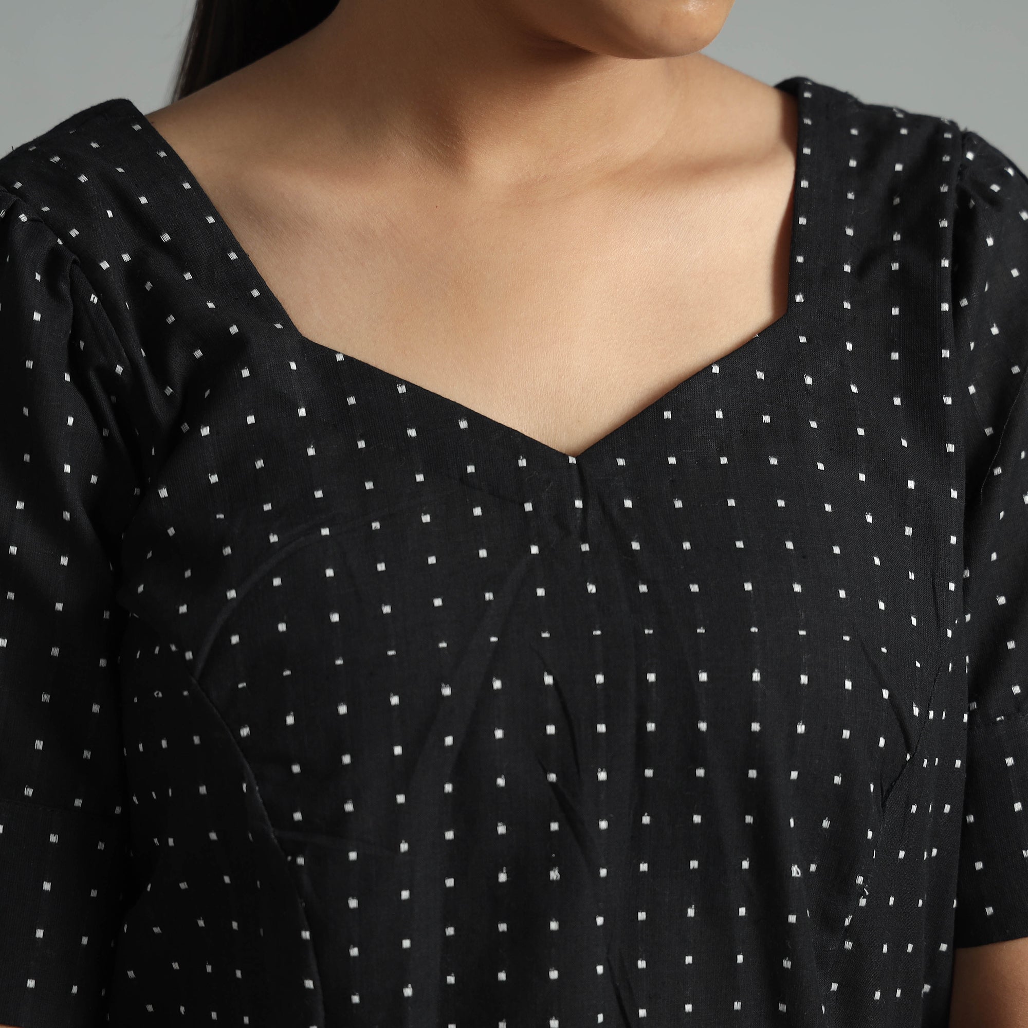 ITOKRI CASUALS Black Jacquard Half Sleeve Cotton Crop Top - view 4
