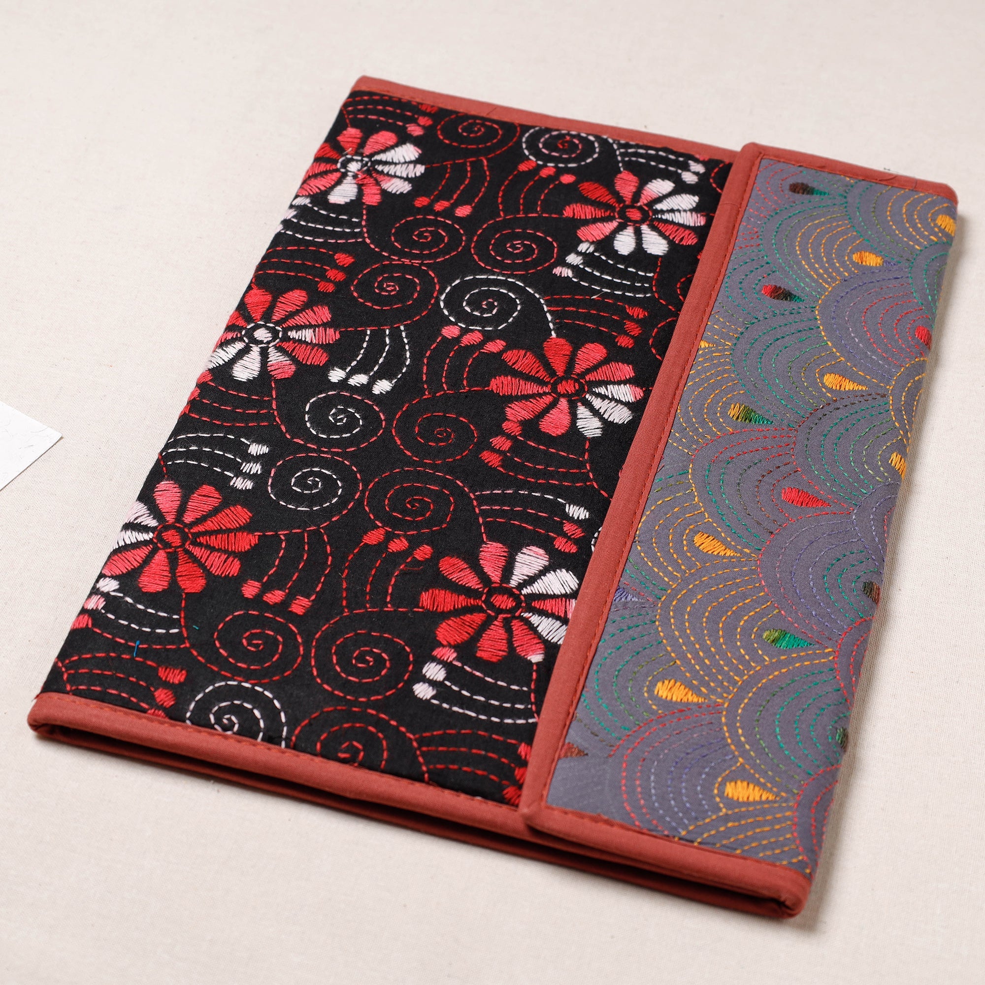 ASALKAAR Bengal Kantha Work Handcrafted File Folder - view 2