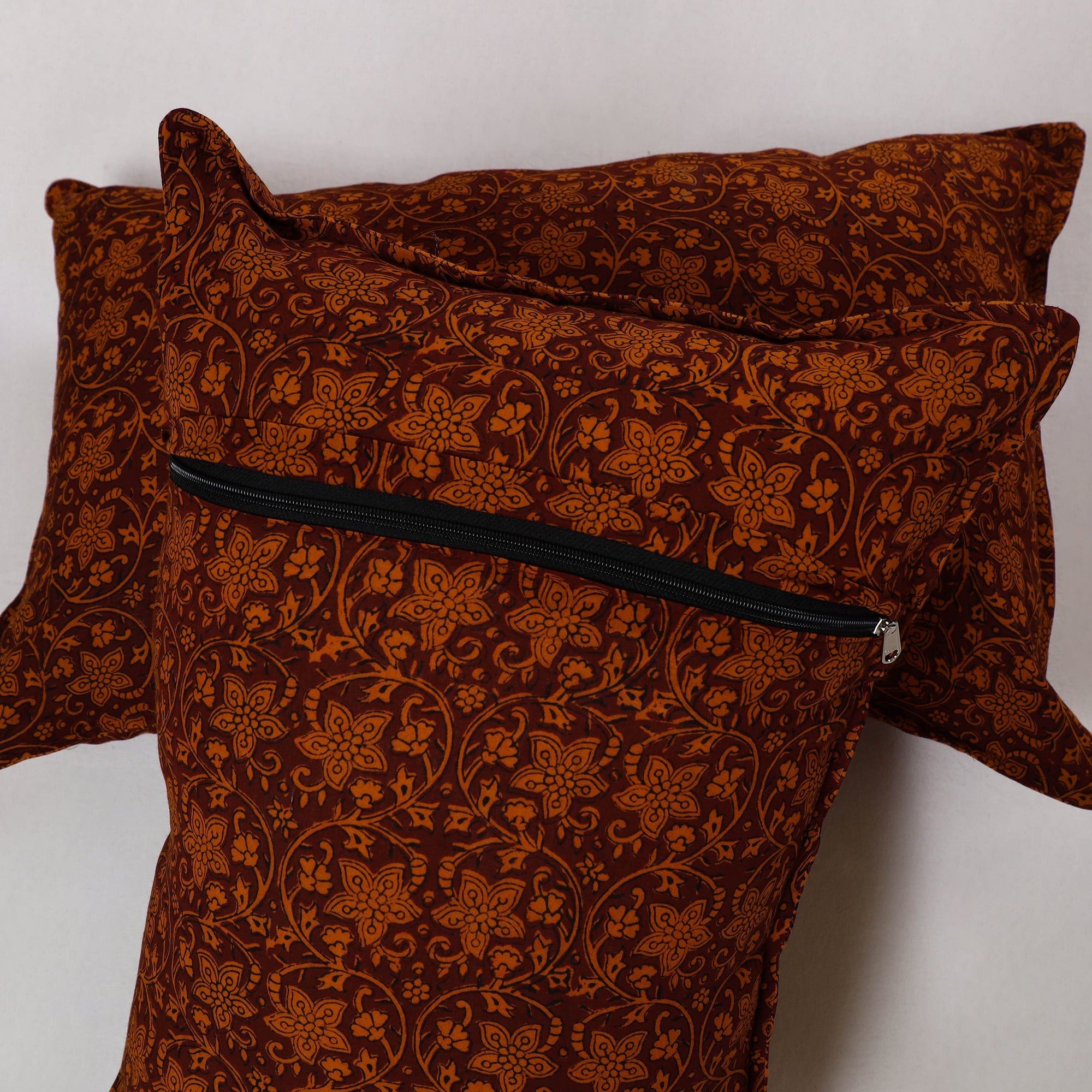 NOORI BAZAR Brown - Bagh Block Printed Cotton Pillow Cover (Set of 2) 03 - view 4