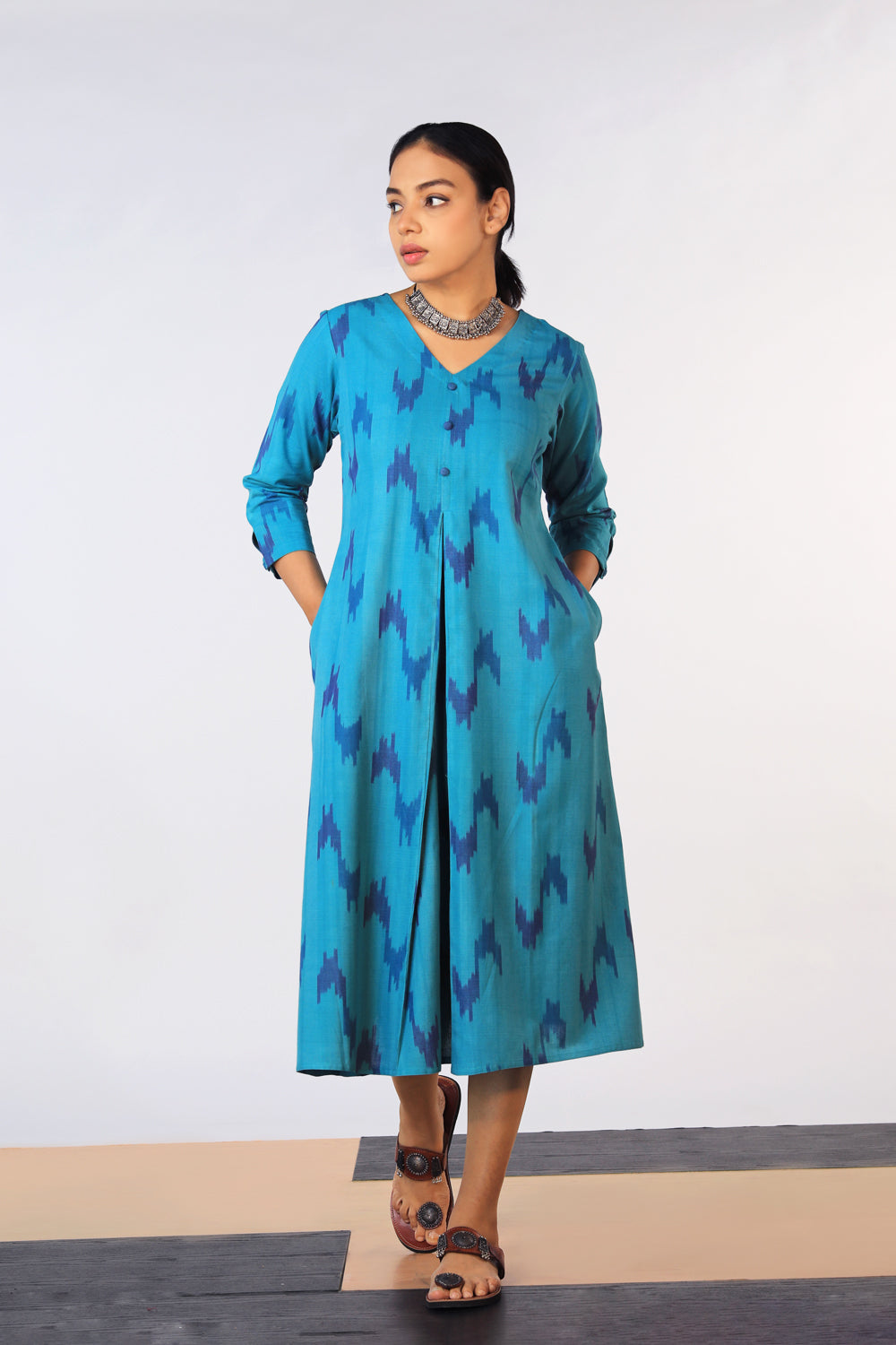 Kalanjali Ethnics Cotton Pochampally Ikat kurti