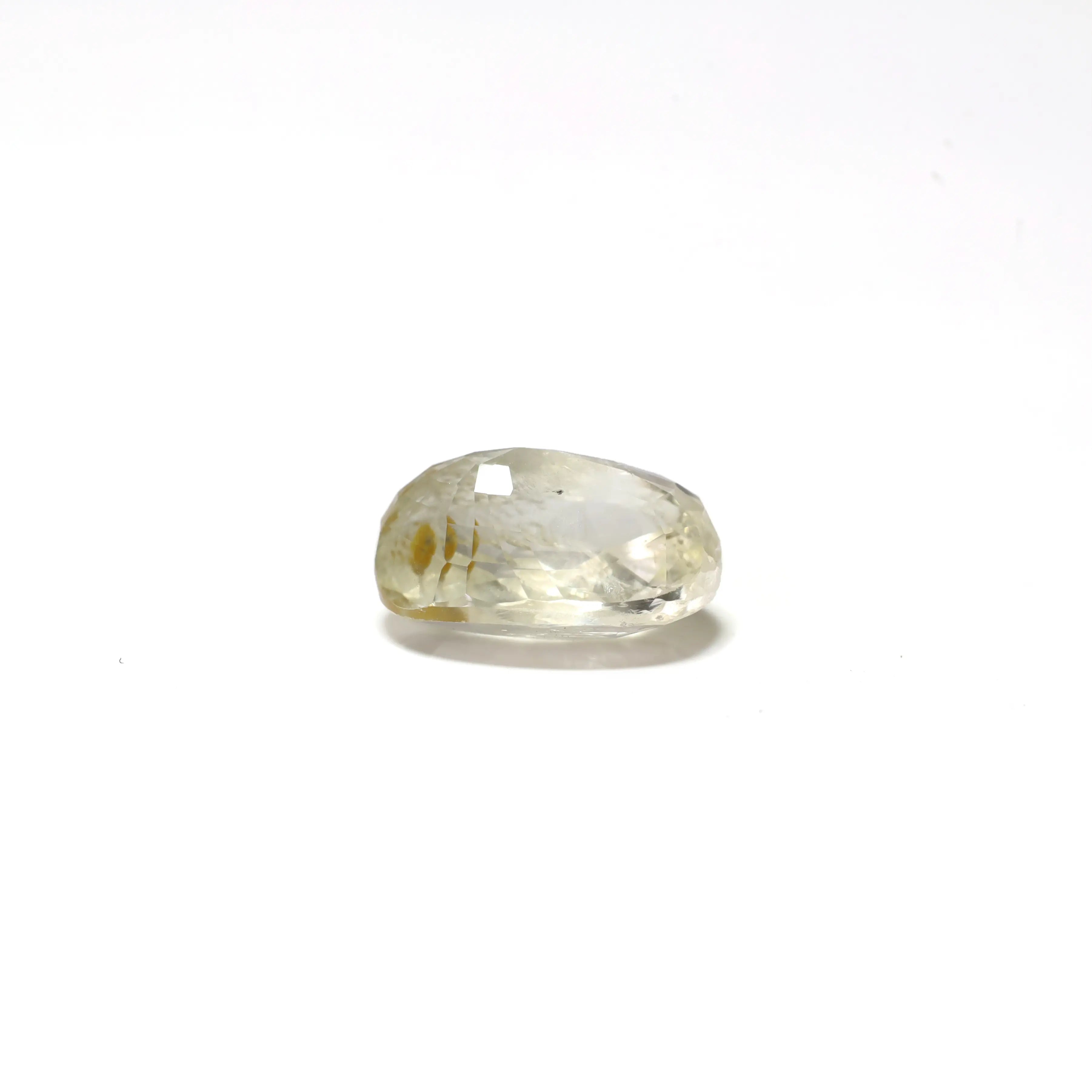 Pramogh Yellow Sapphire - 3.05 Carat - view 3