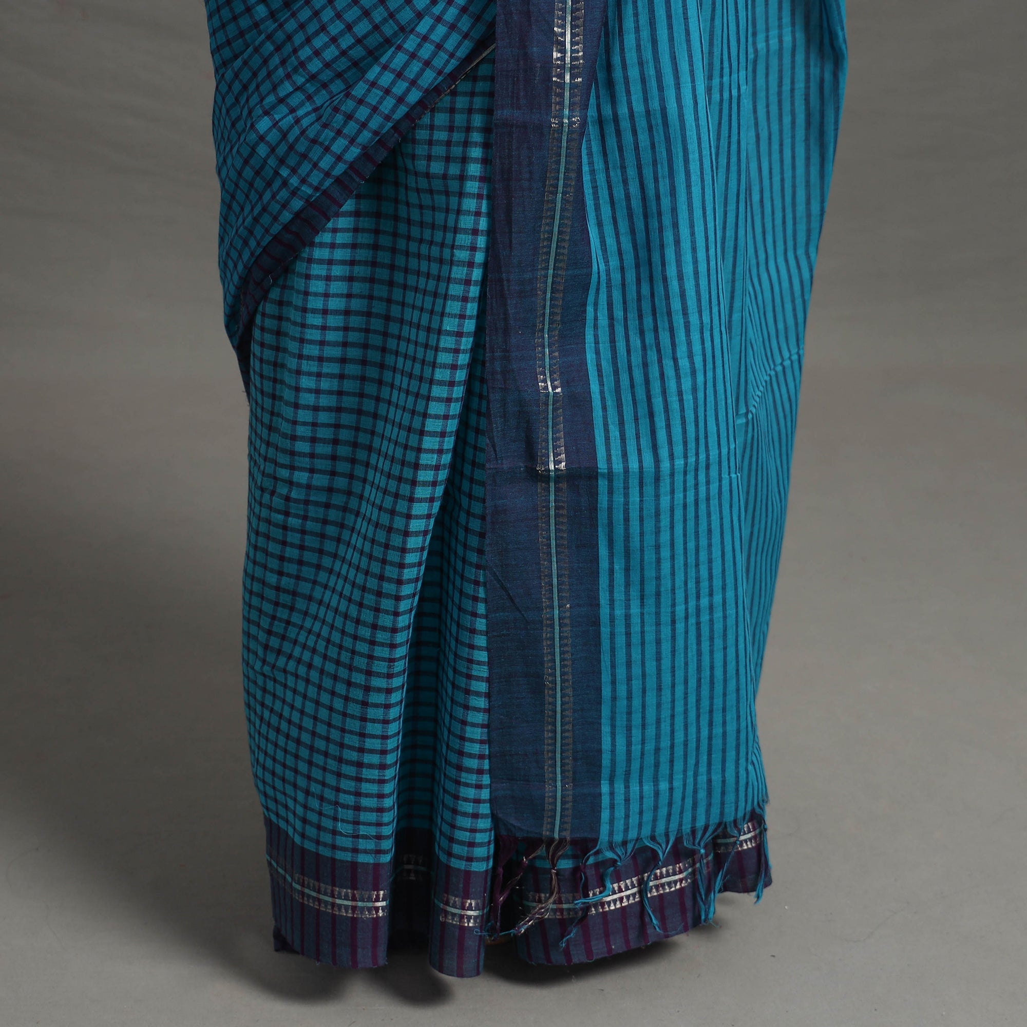 CHITRIKA Narayanpet Small Chequered Dobby Cotton Handloom Saree 112 - view 6