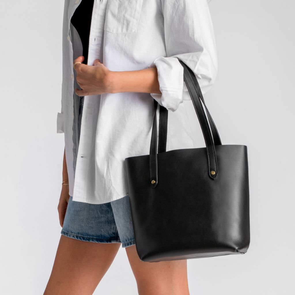 Thursday Boots - Women's Bags Everyday Tote | Black (S) (Gold) - view 7