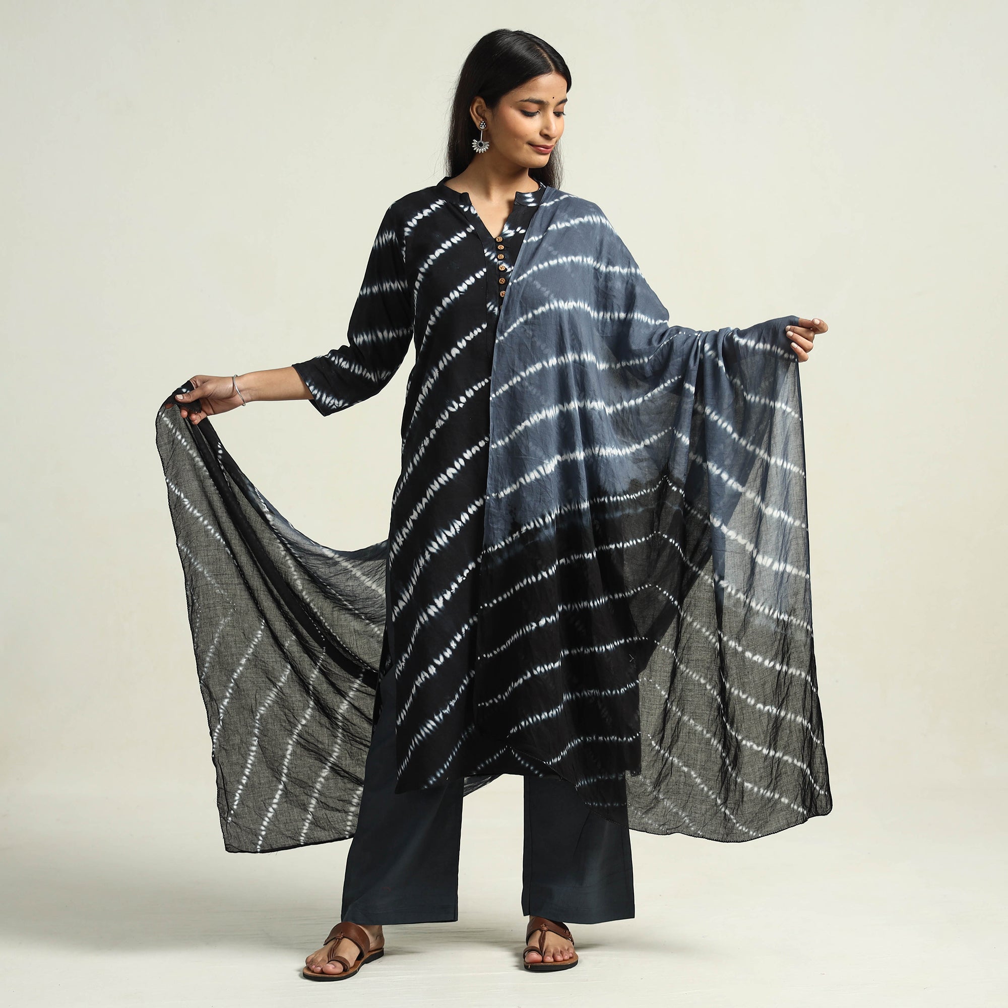ITOKRI CASUALS Black - Shibori Tye-Dye Mul Cotton Kurta with Palazzo & Dupatta Set