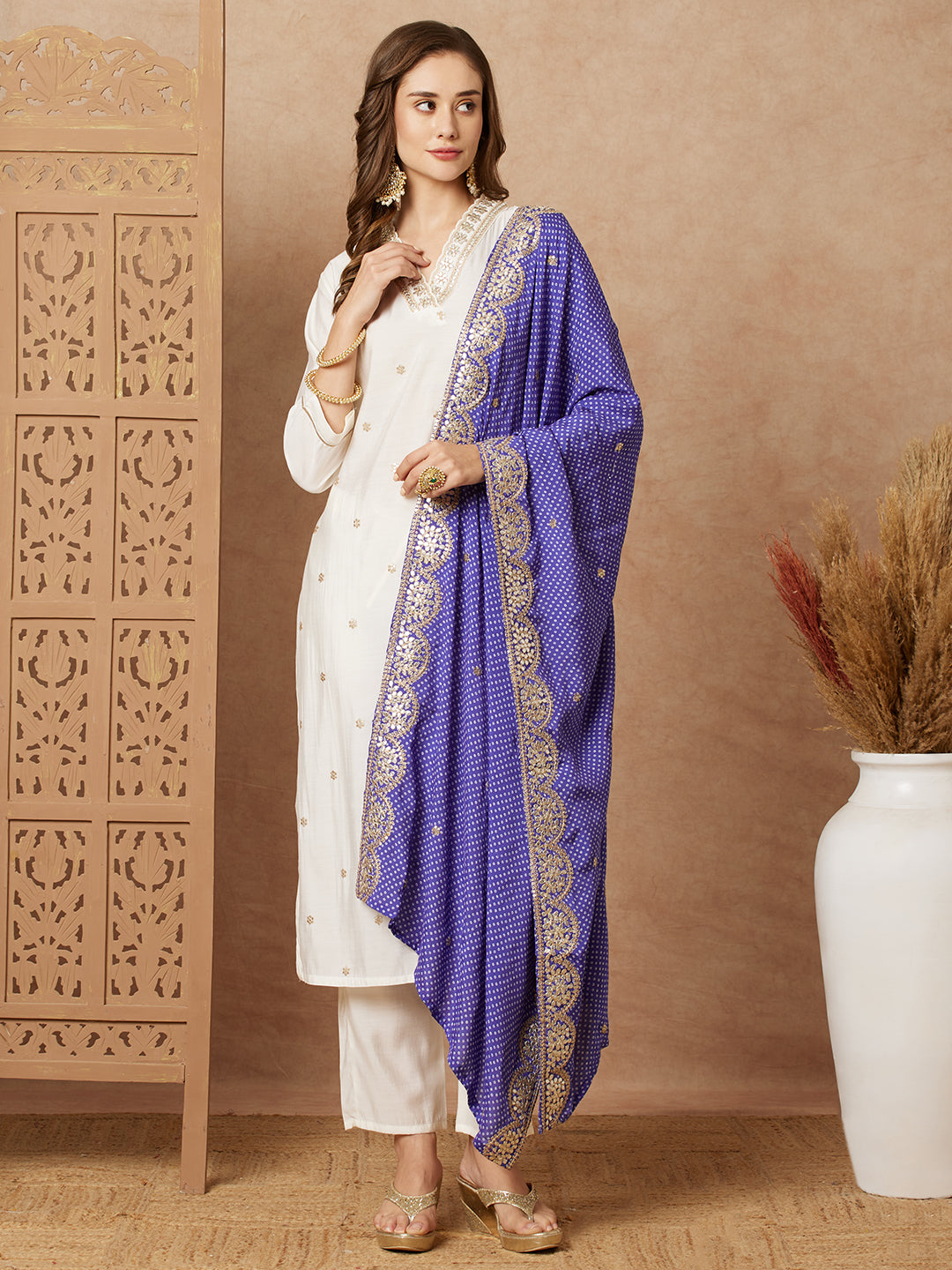 Fashor Solid Ethnic Gota Embroidered Kurta with Pant & Bandhani Printed Dupatta - Off White