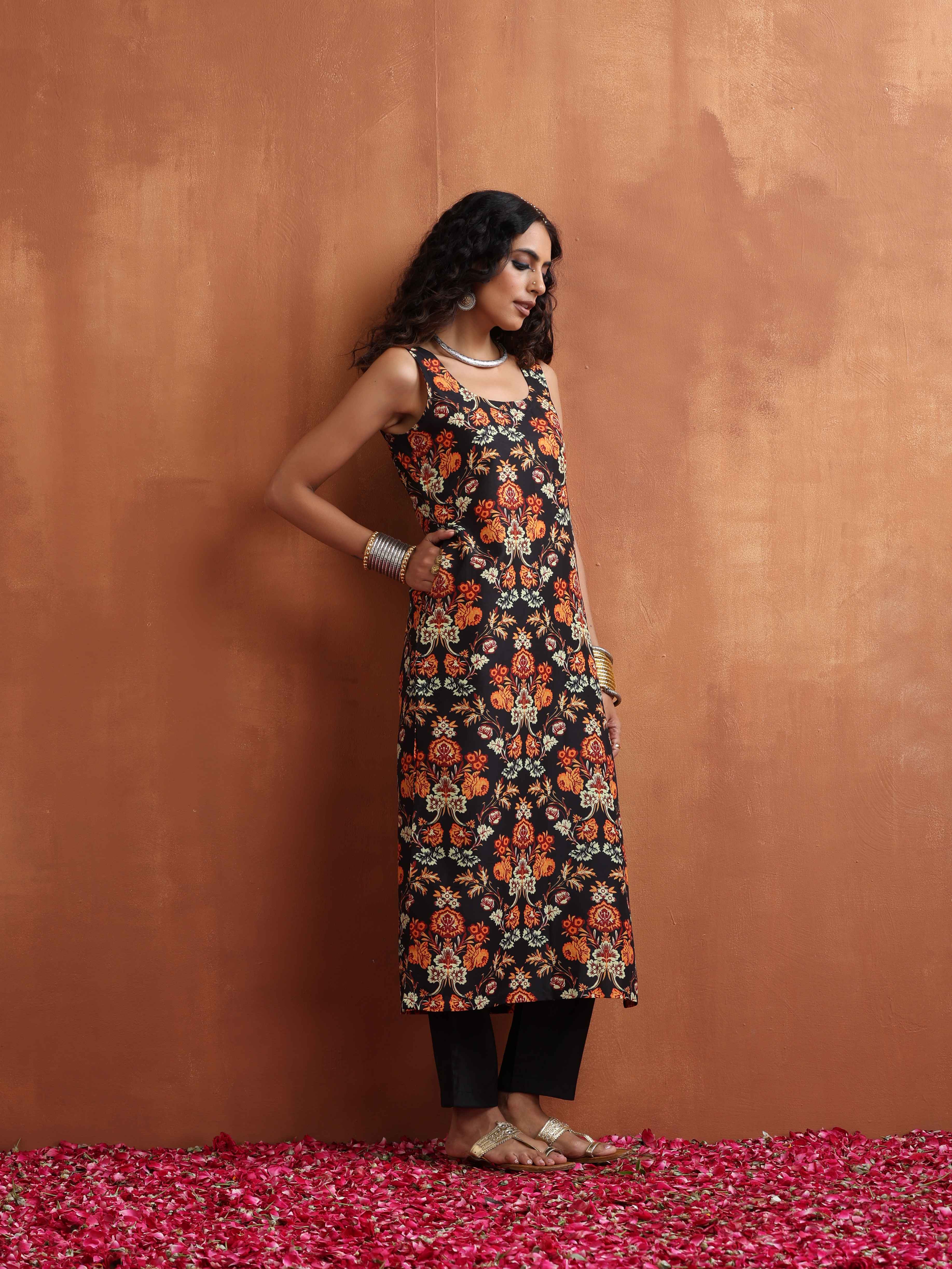 trueBrowns Black Print Straight Kurta Set - view 4