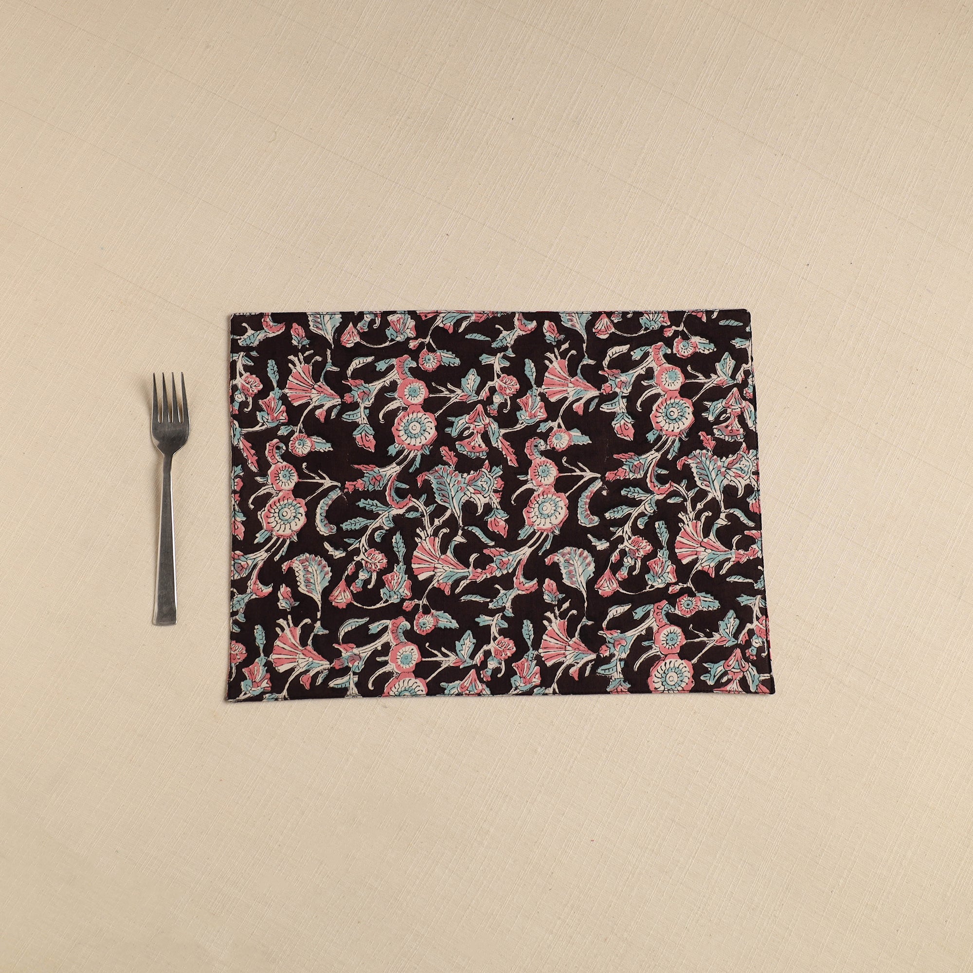 NOORI BAZAR Black - Floral Print Cotton Reversible Table Mat 28 - view 2