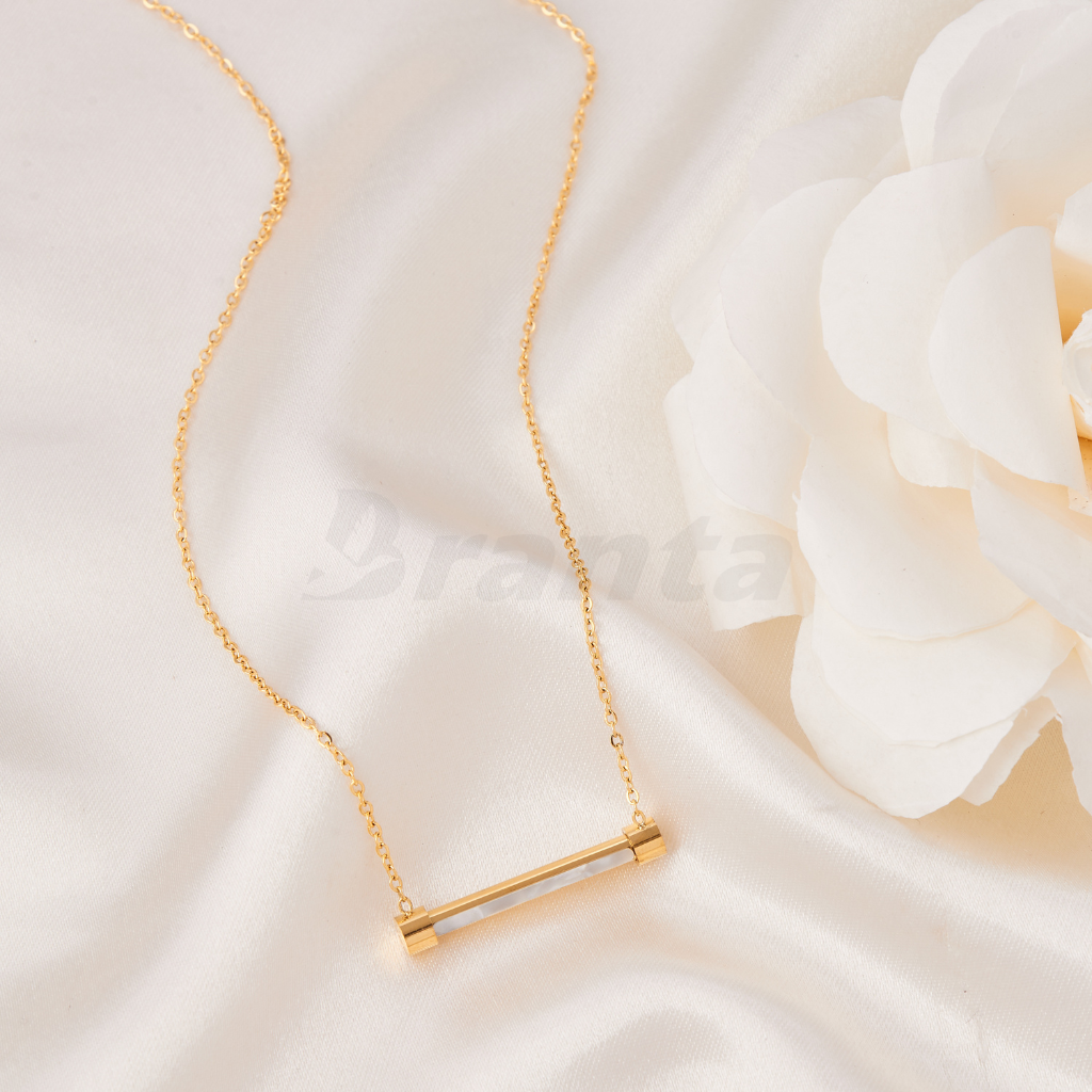 Branta Shell Bar Pendant Necklace