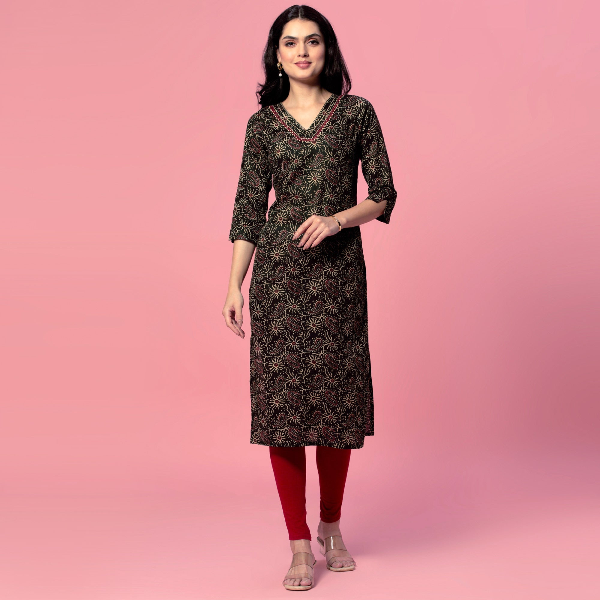 Peachmode Black Floral Printed Pure Cotton Straight Kurti - view 2