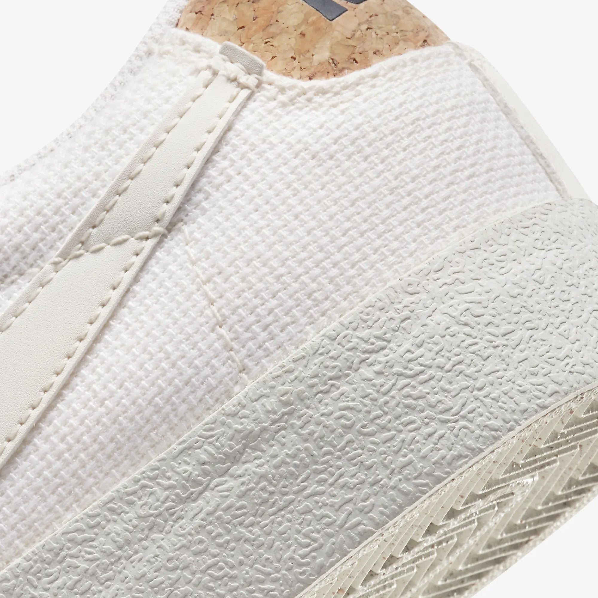 Nike | BLAZER LOW '77 PREMIUM { LIGHT BONE/PHANTOM - view 4