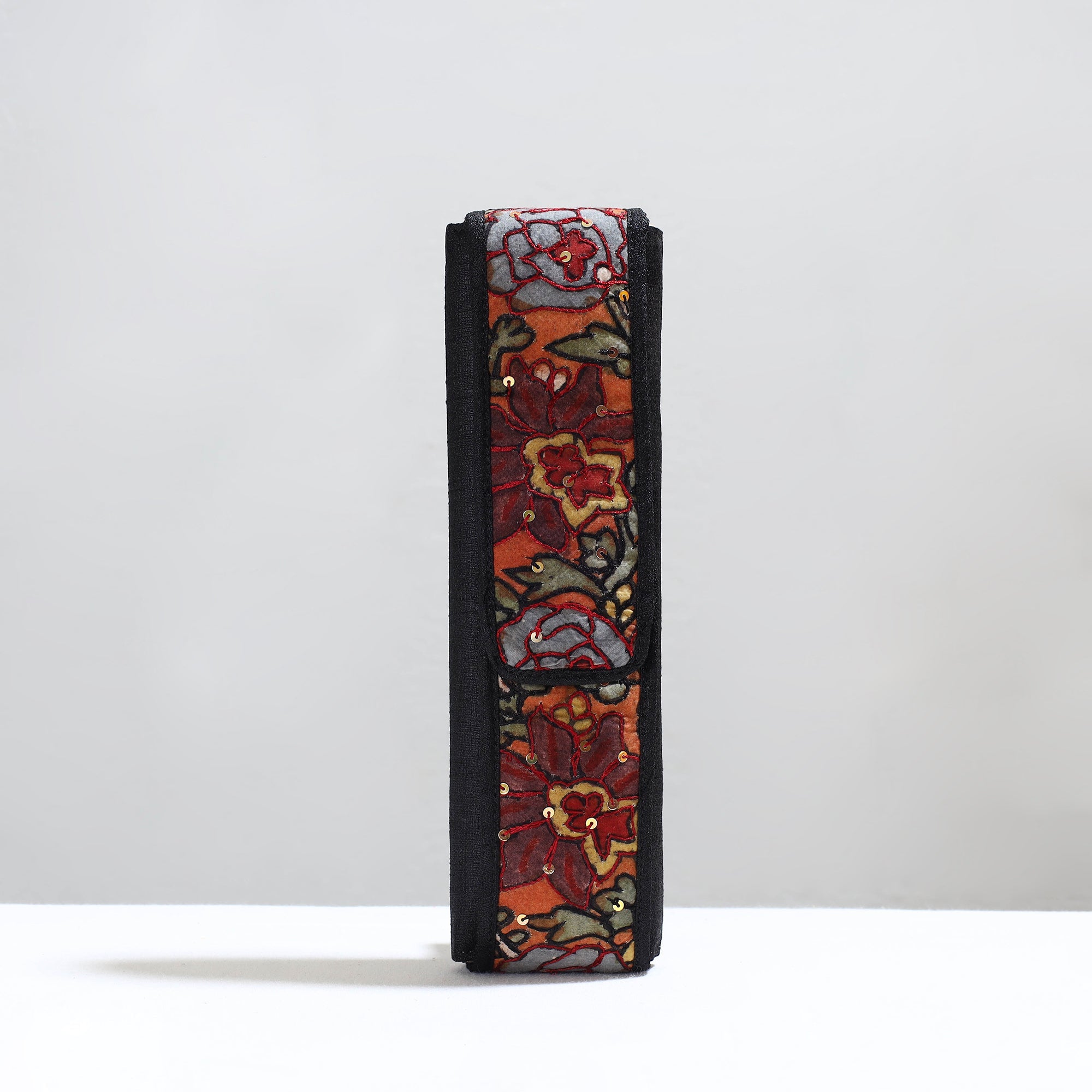 DWARAKA PLUS Black - Handpainted Kalamkari Natural Dyed Ghicha Silk Earrings Pouch 17