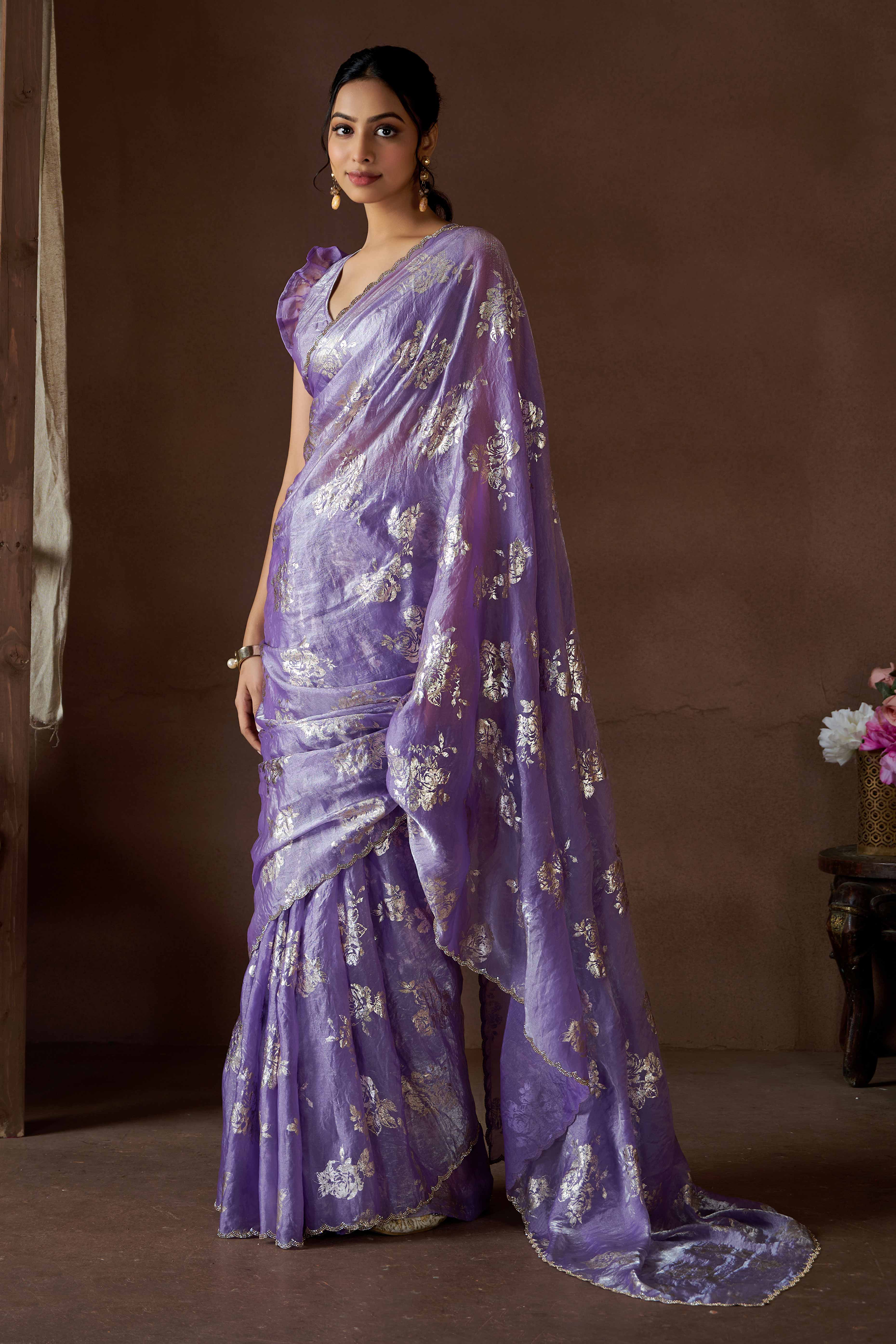Peachmode Lavender Floral Foil Printed Satin Silk Saree With Zarkan Border - view 5