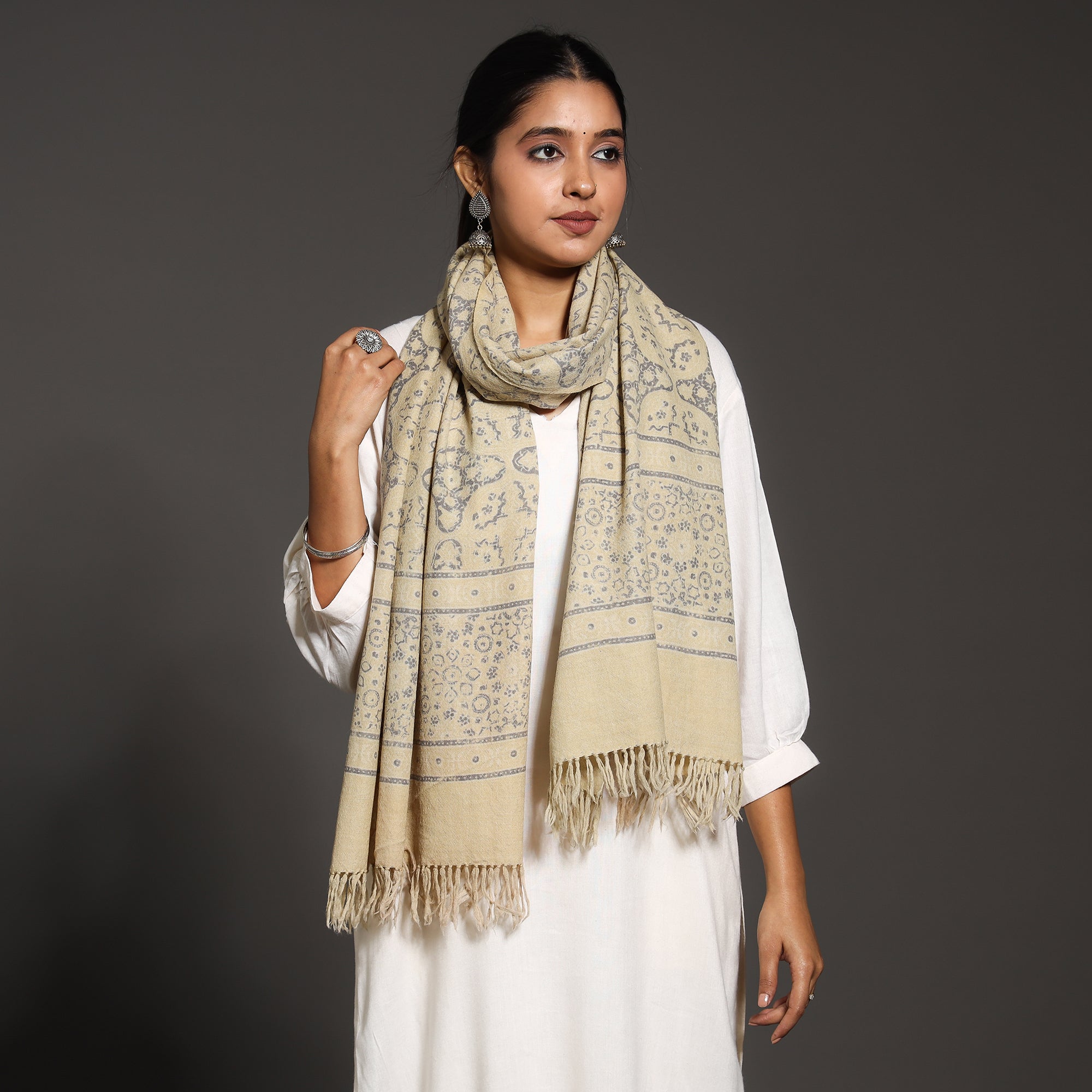 VANKAR BHIMJI KANJI Beige - Kutch Handwoven Block Print Wool Ajrakh Stole