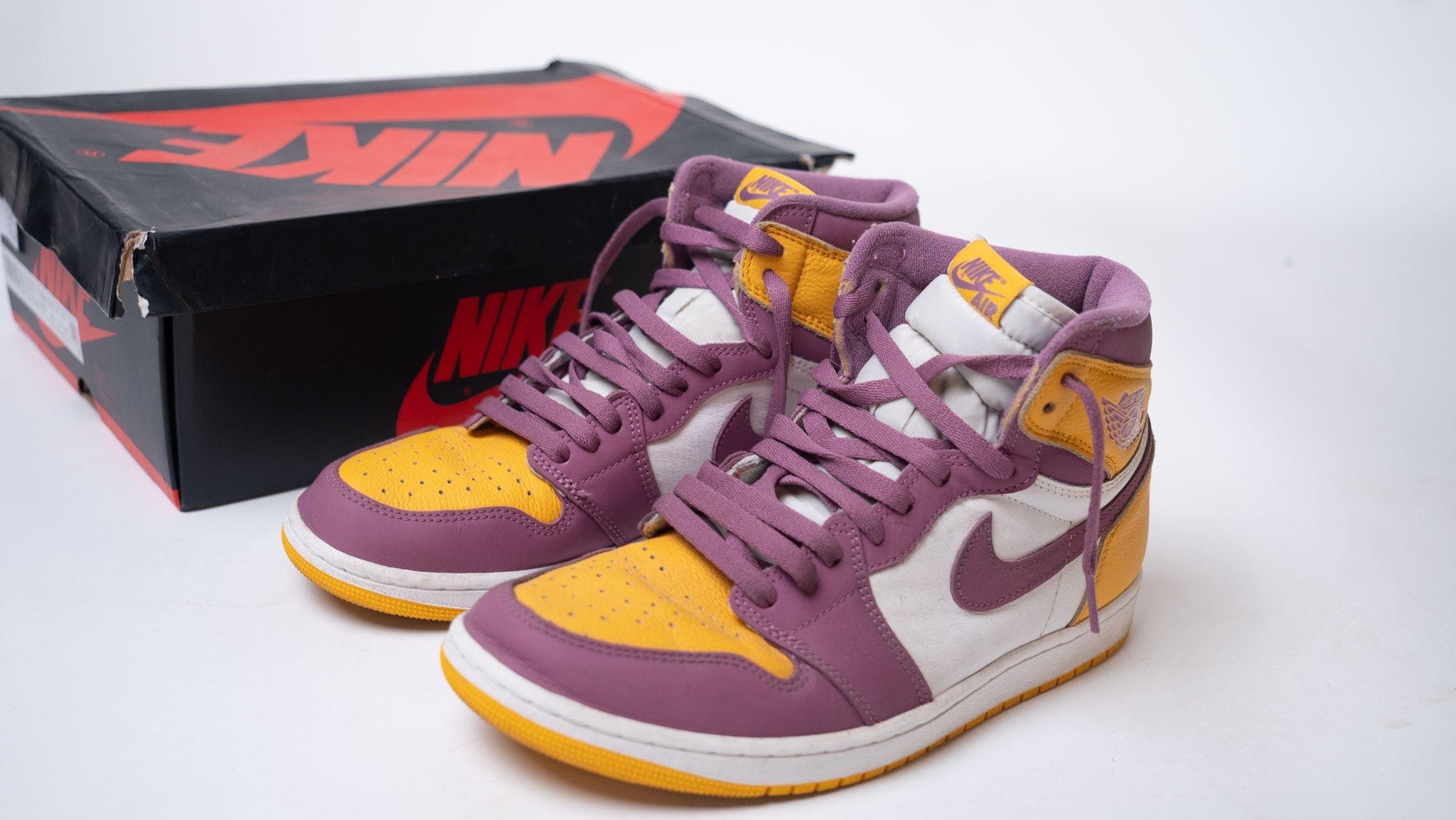 Nike Jordan 1 Retro High - OG Brotherhood