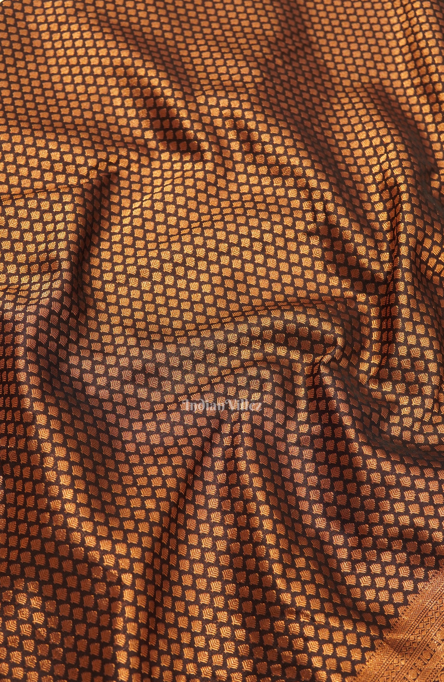 IndianVillèz Copper Black Pure Kanjivaram Silk Saree - view 3
