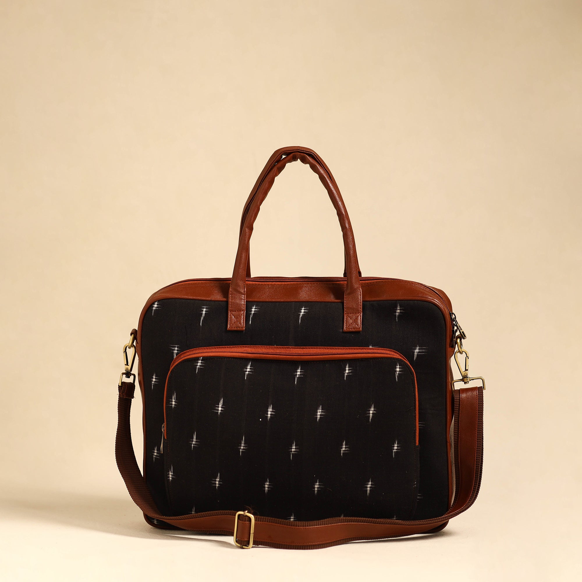 ITOKRI CRAFTS INITIATIVE Black - Handmade Pochampally Ikat Laptop Bag 28
