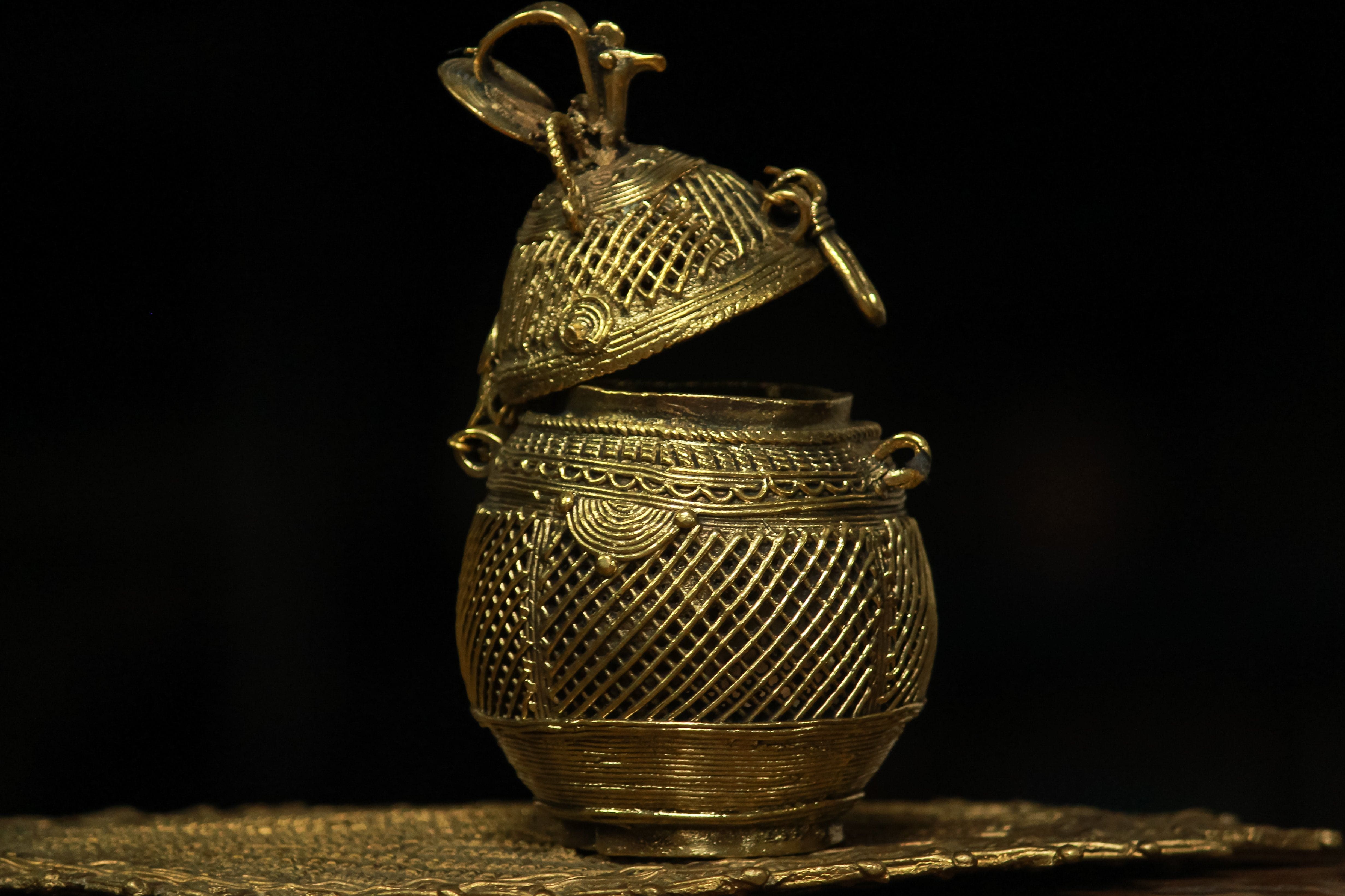 IndianVillèz Handmade Dhokra Coconut Box (Small) - view 3
