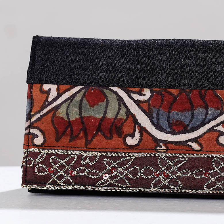 DWARAKA PLUS Black - Handpainted Kalamkari Ghicha Silk Clutch - view 2