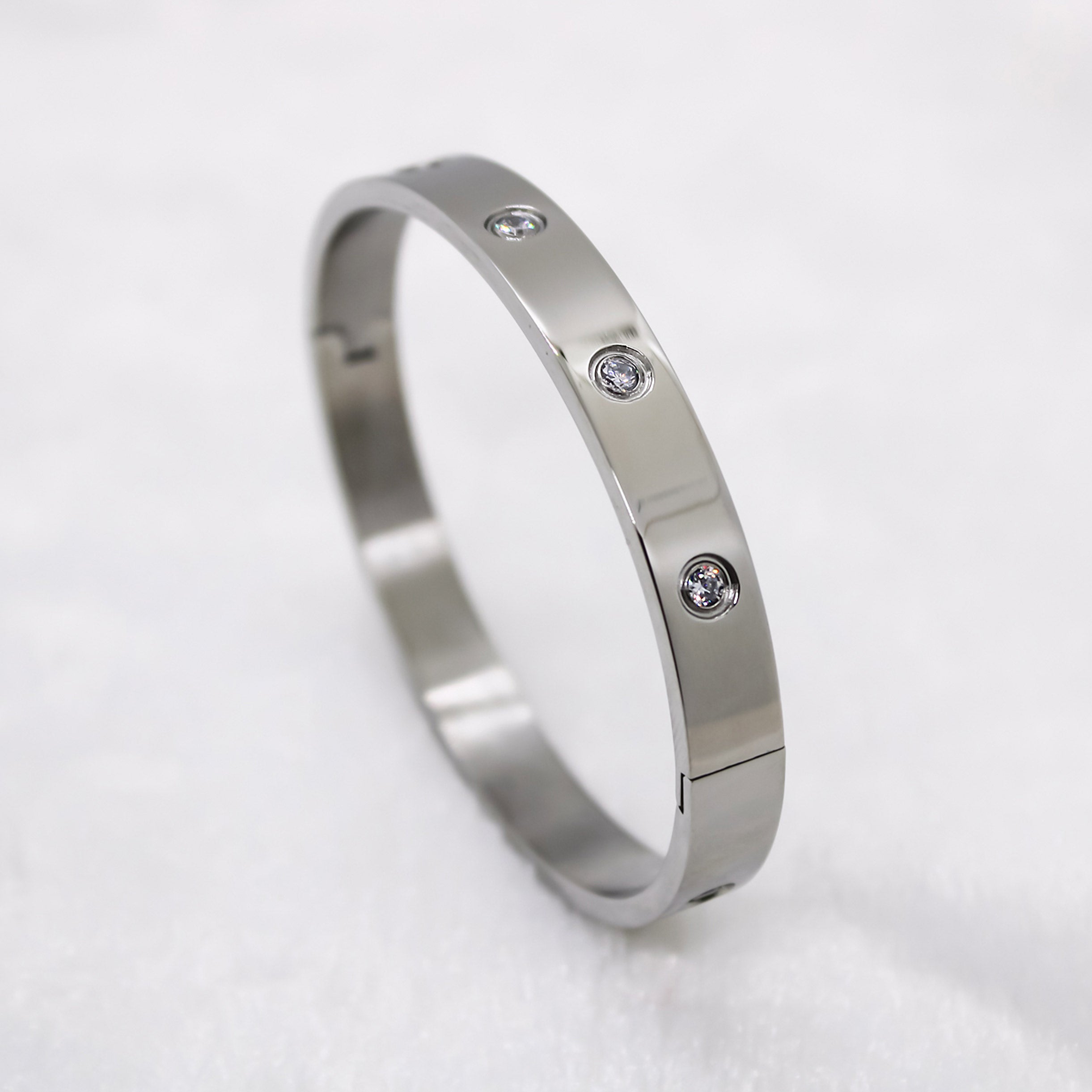 Branta Classic Love Diamond Silver Bracelet For Men