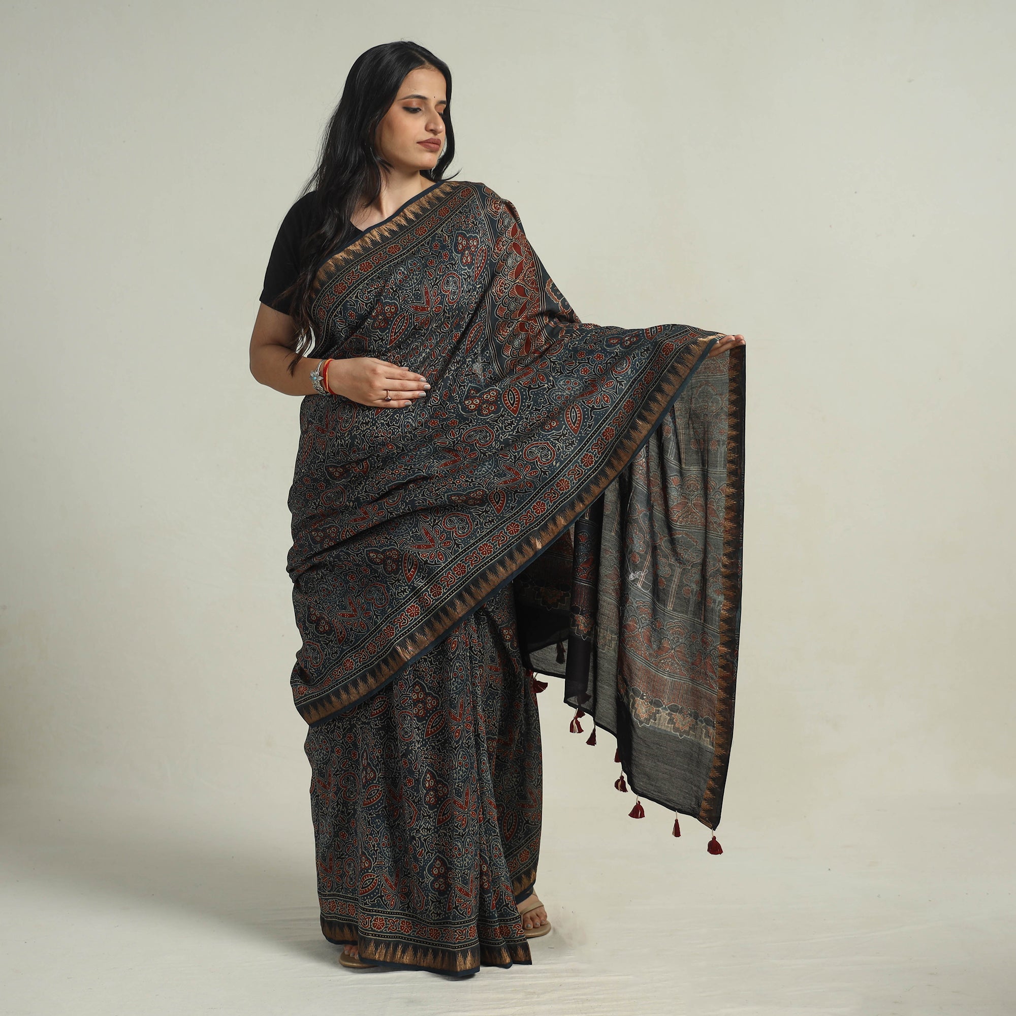 RIYAZ ABDULMAJID KHATRI - AJRAKH Blue - Block Printed Chanderi Silk Ajrakh Saree 12 - view 2