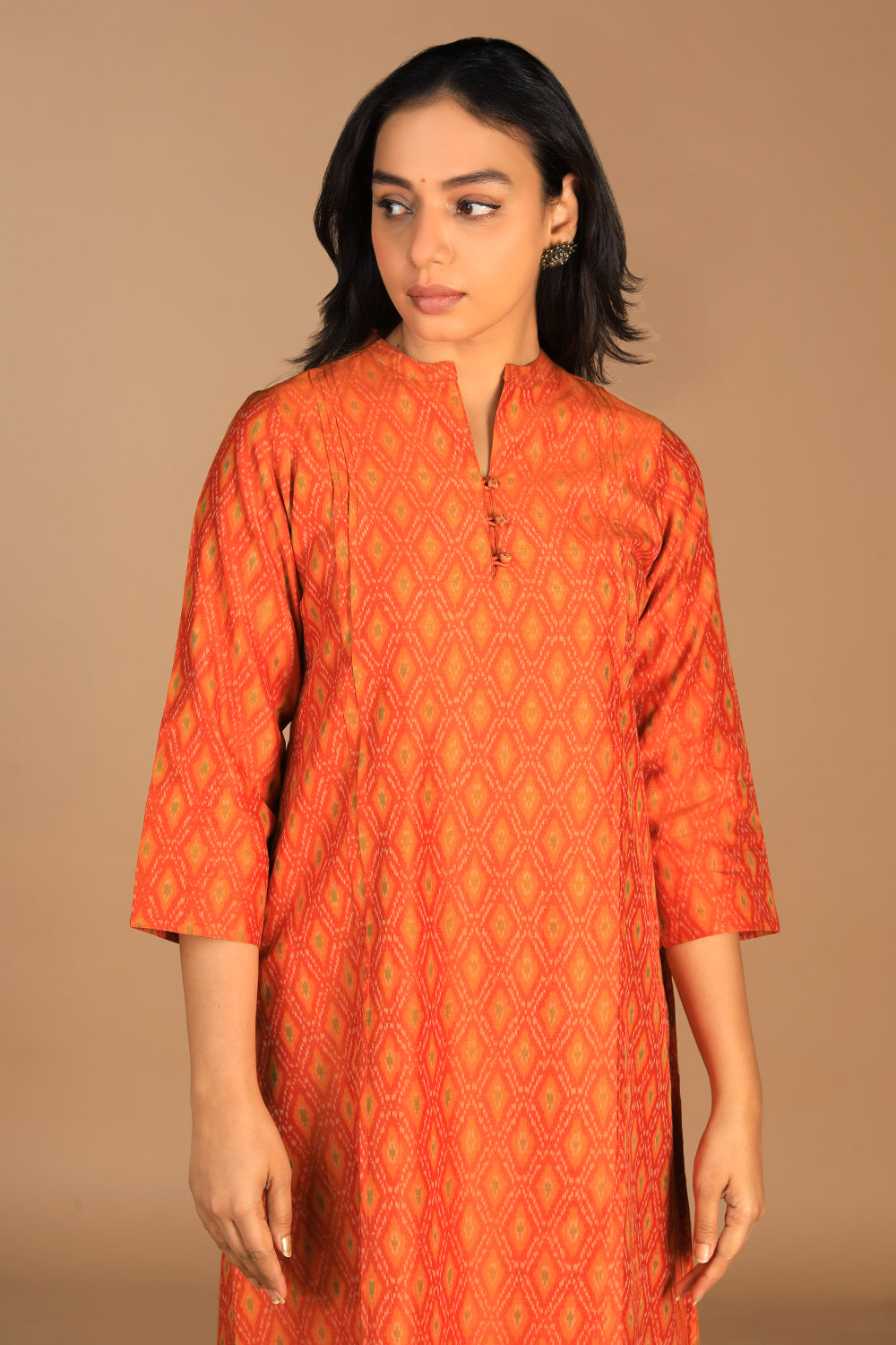 Kalanjali Ethnics Handwoven Pochampally silk Ikat kurta - view 9