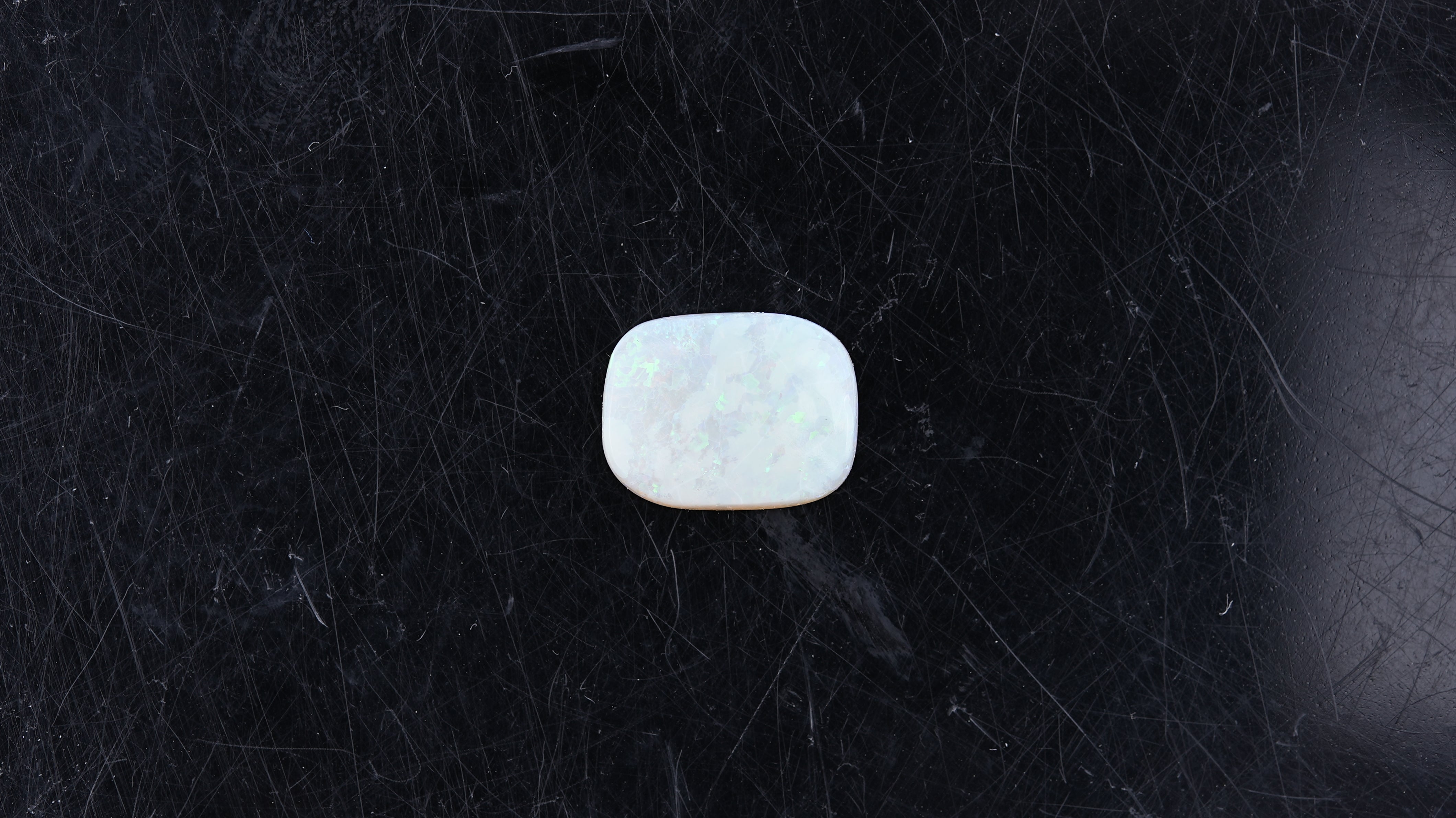 Gemsmantra Opal with Fire - 3.54 Carats (3.894 Ratti)