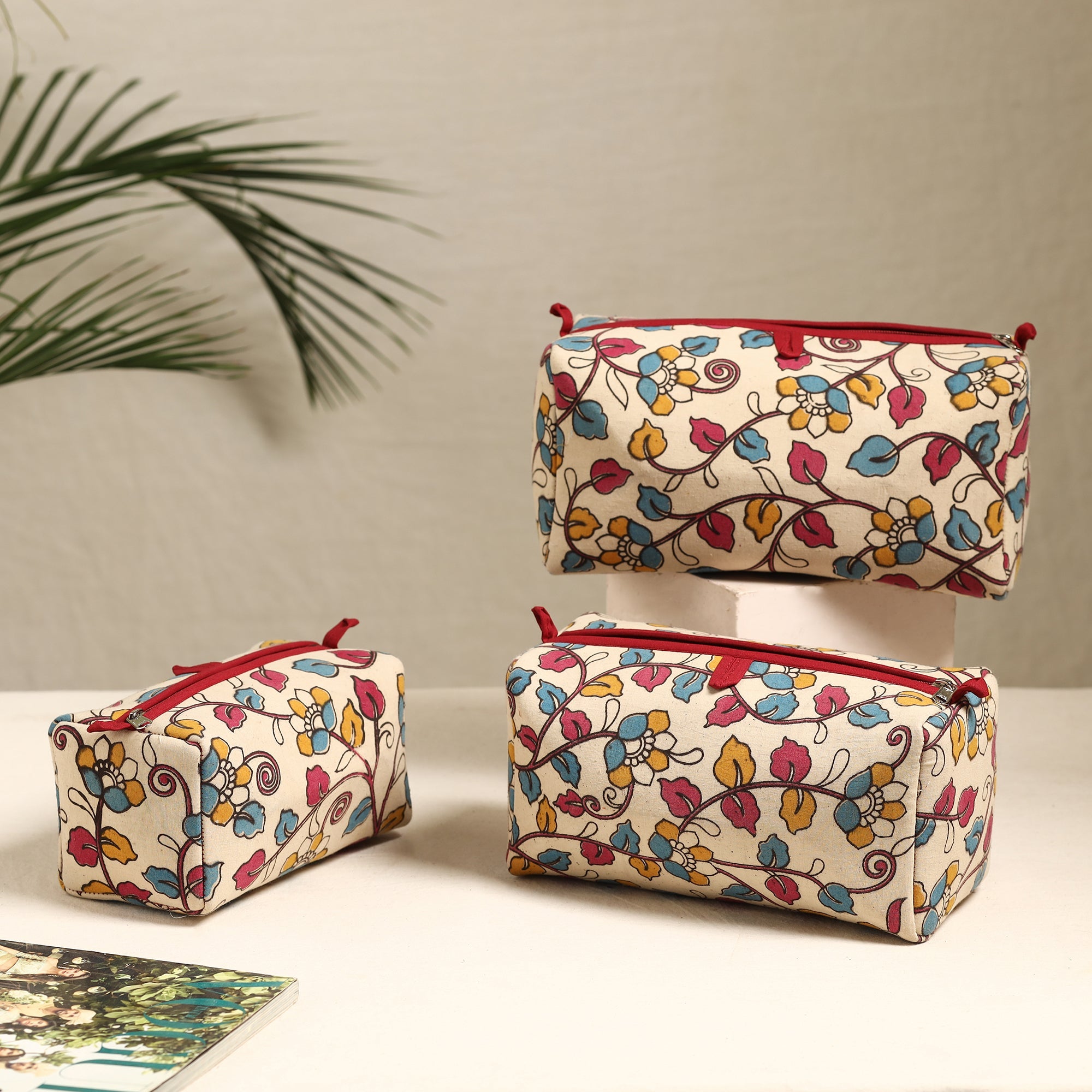 ITOKRI CRAFTS INITIATIVE Beige - Handmade Cotton Toiletry Bags (Set of 3) 119