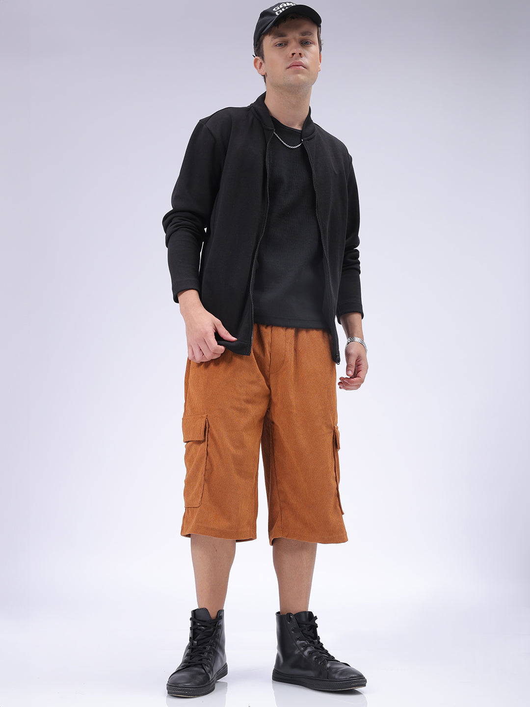 The Indian Garage Co Men's Brown Loose Textured Utility Cargo Shorts - view 5