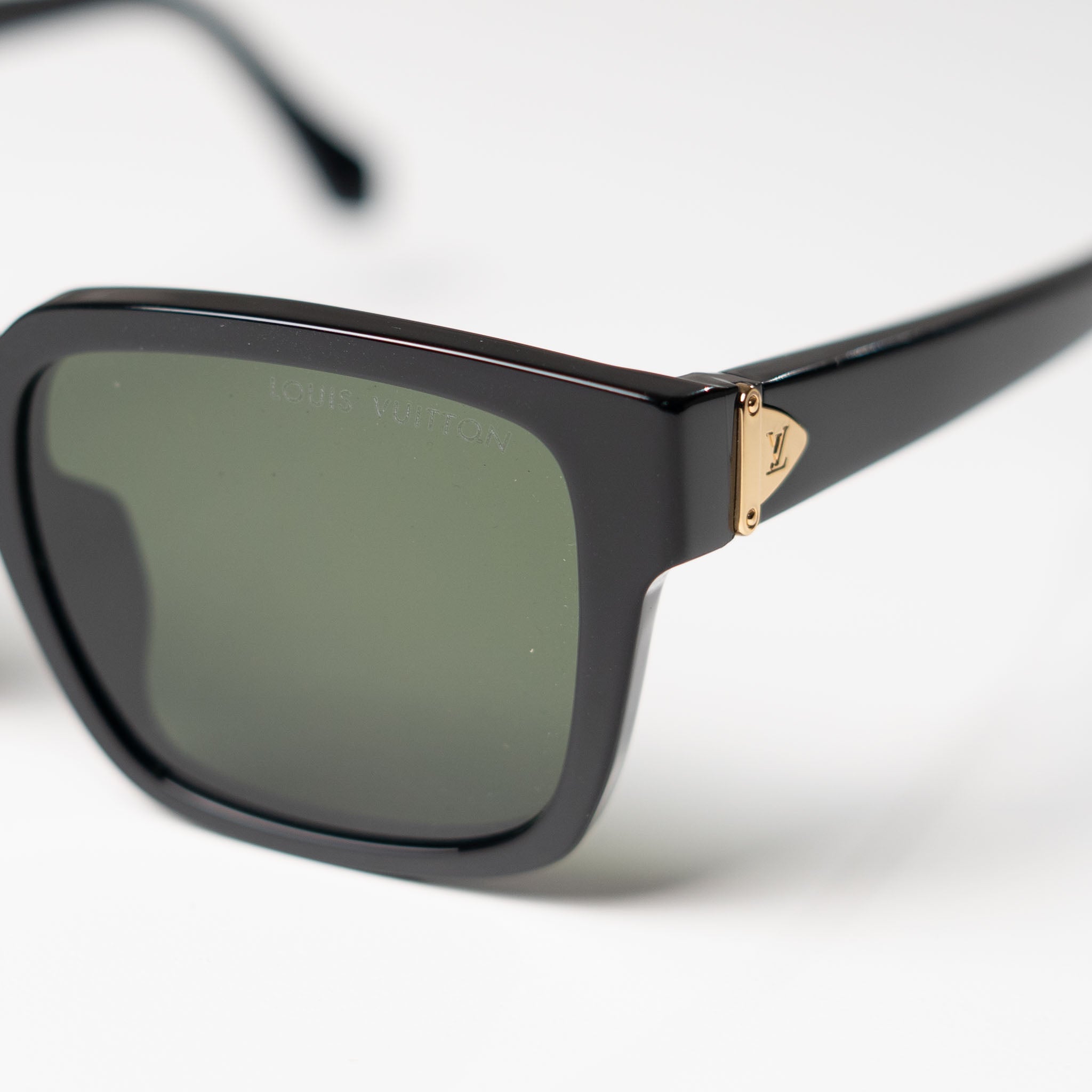 Louis Vuitton Escape Square Sunglasses - view 5