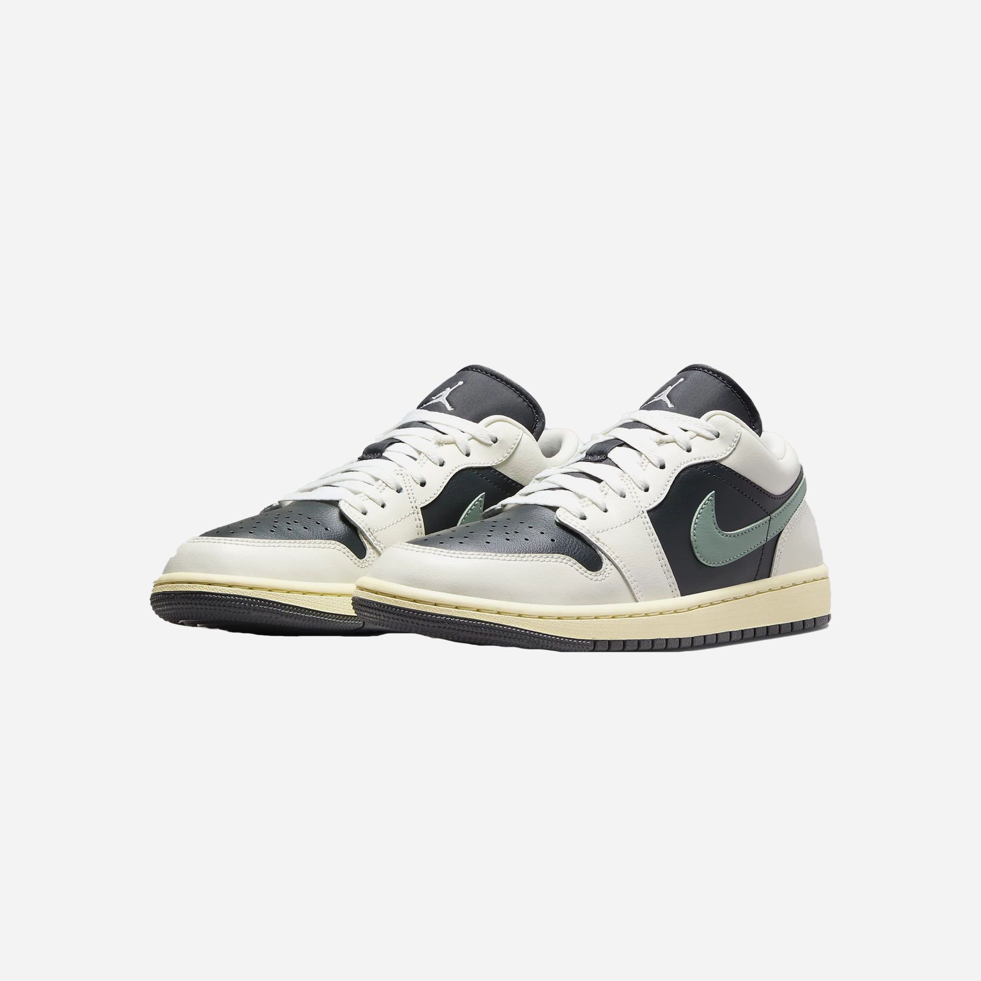 Nike Air Jordan 1 Low Anthracite Jade - view 2