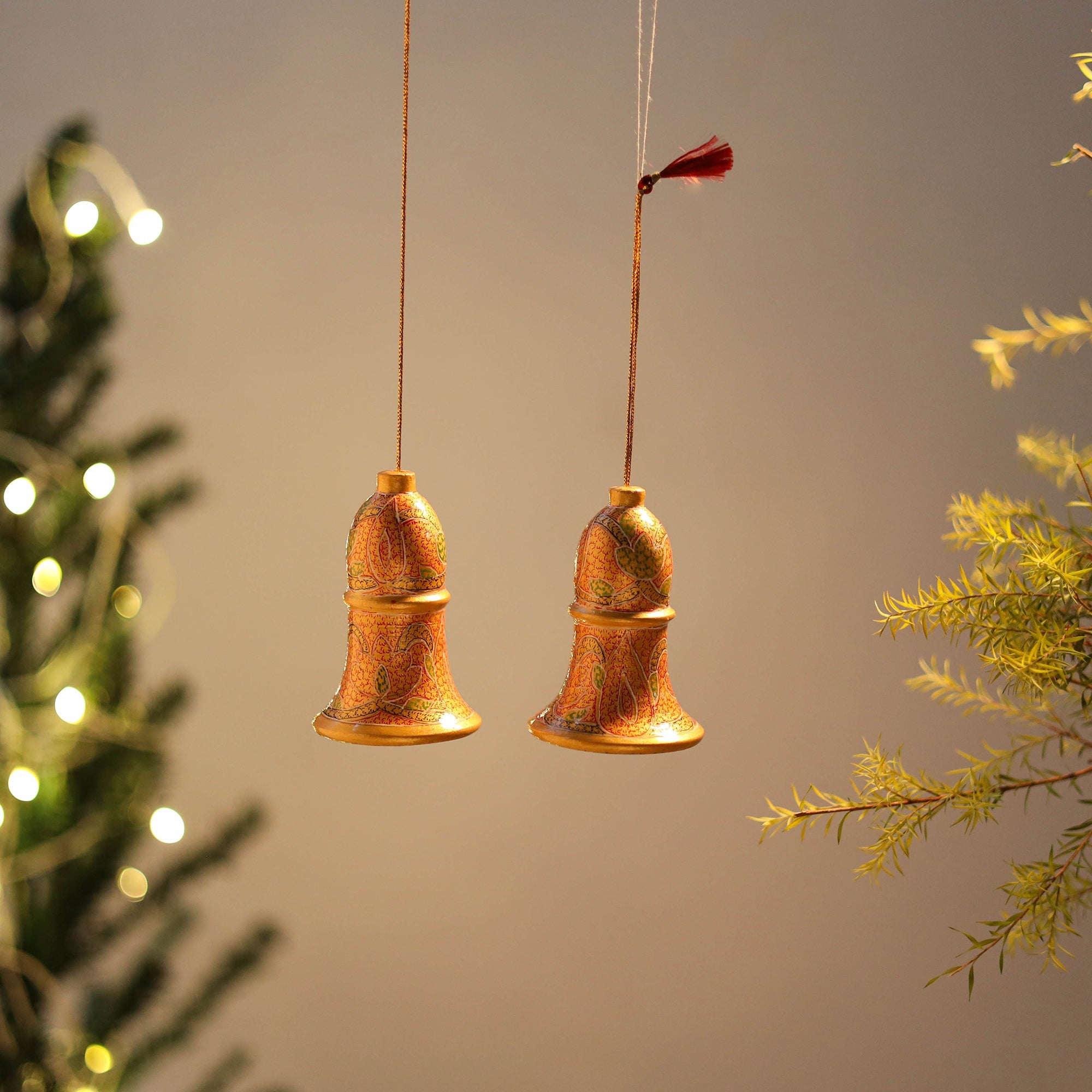 Christmas ornament set – CRAFTVERA Bell - Kashmir Handpainted Christmas Ornament (Set of 2) 15