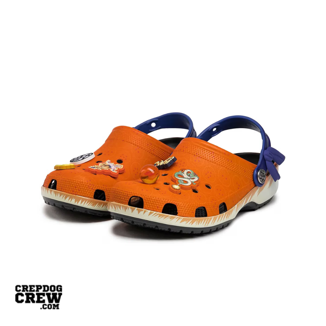 Crocs Classic Clog Dragon Ball Z Goku – ORANGE - view 2