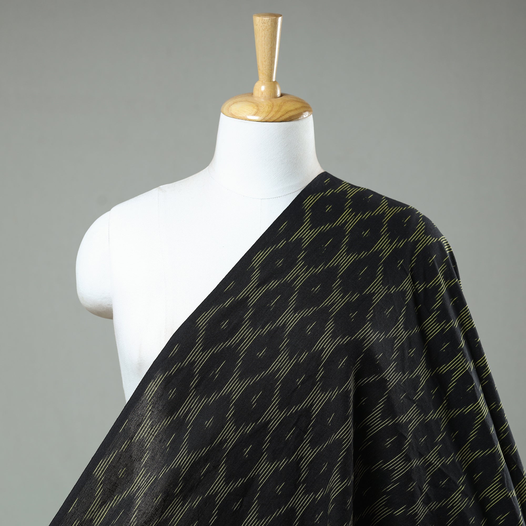 SOUTH KARGHA Black - Pochampally Ikat Weave Cotton Fabric 22