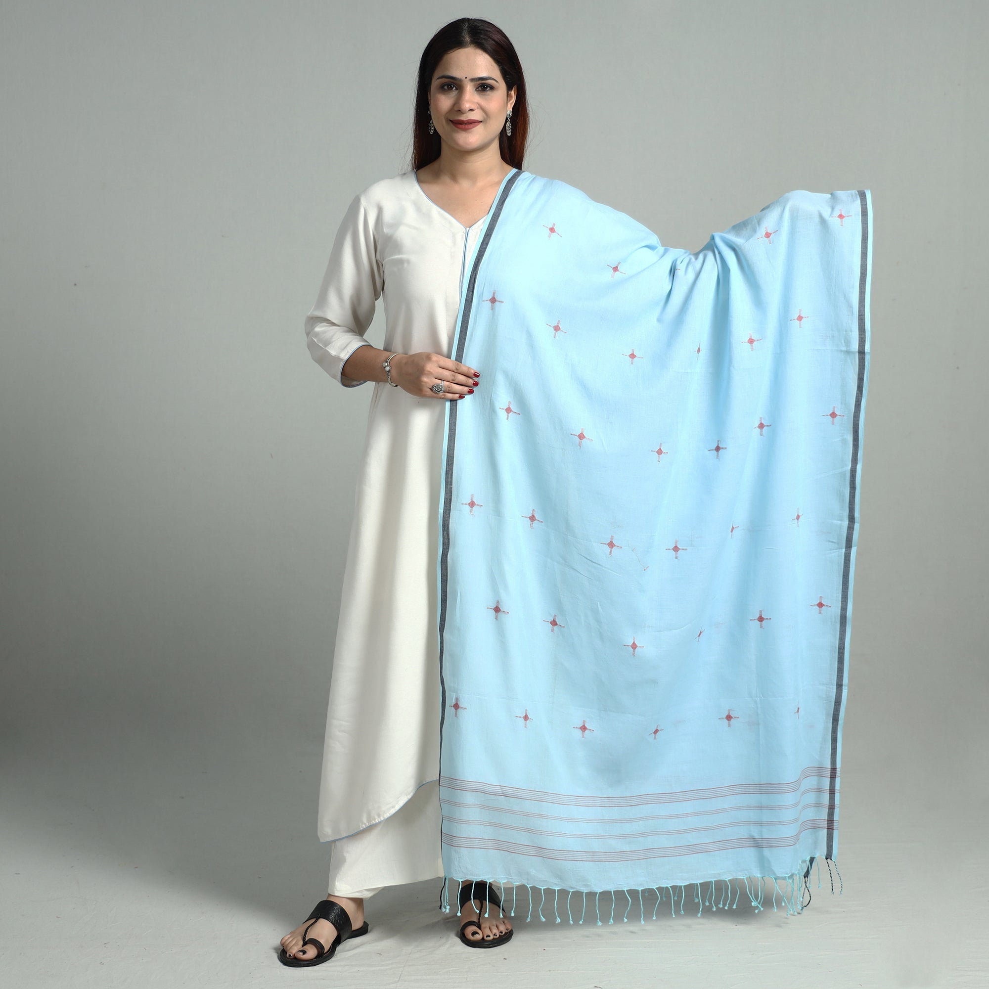 KHUSHBASH - HAPPY LOOM OF EAST Blue - Bengal Jamdani Buti Handloom Cotton Dupatta 14