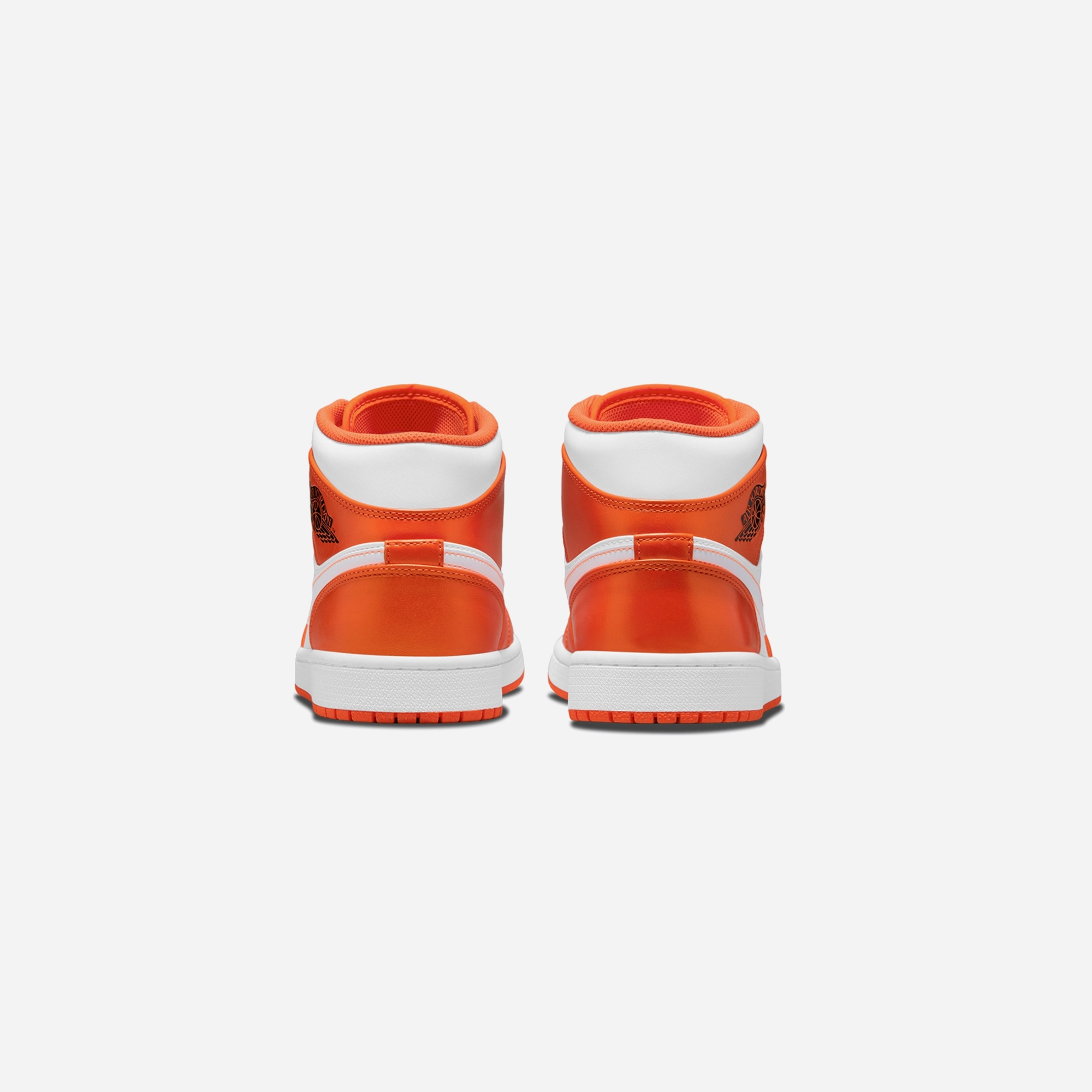 Nike Air Jordan 1 Mid SE Electro Orange - view 3