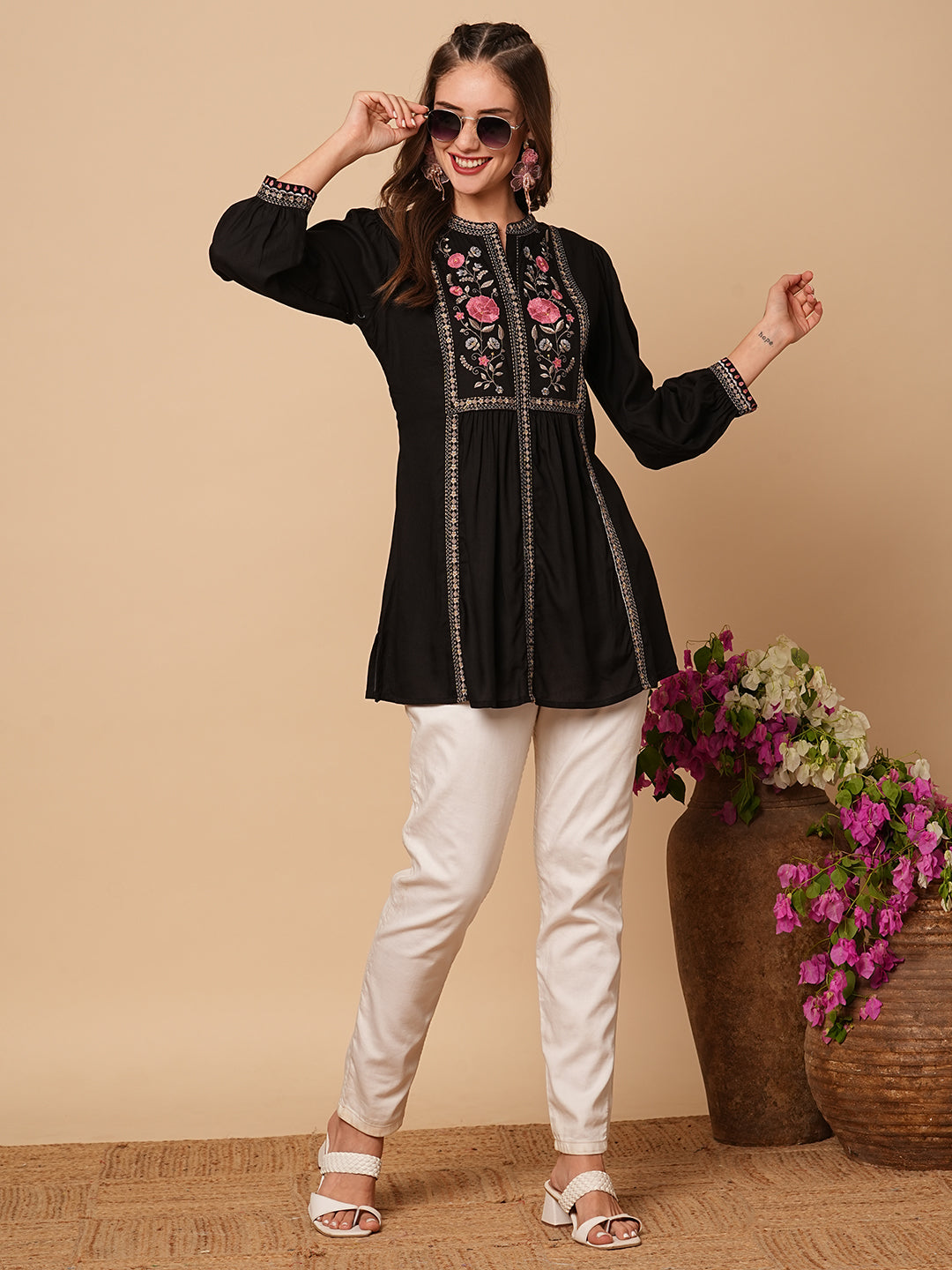 Fashor Floral Embroidered A-Line Pleated Kurti - Black