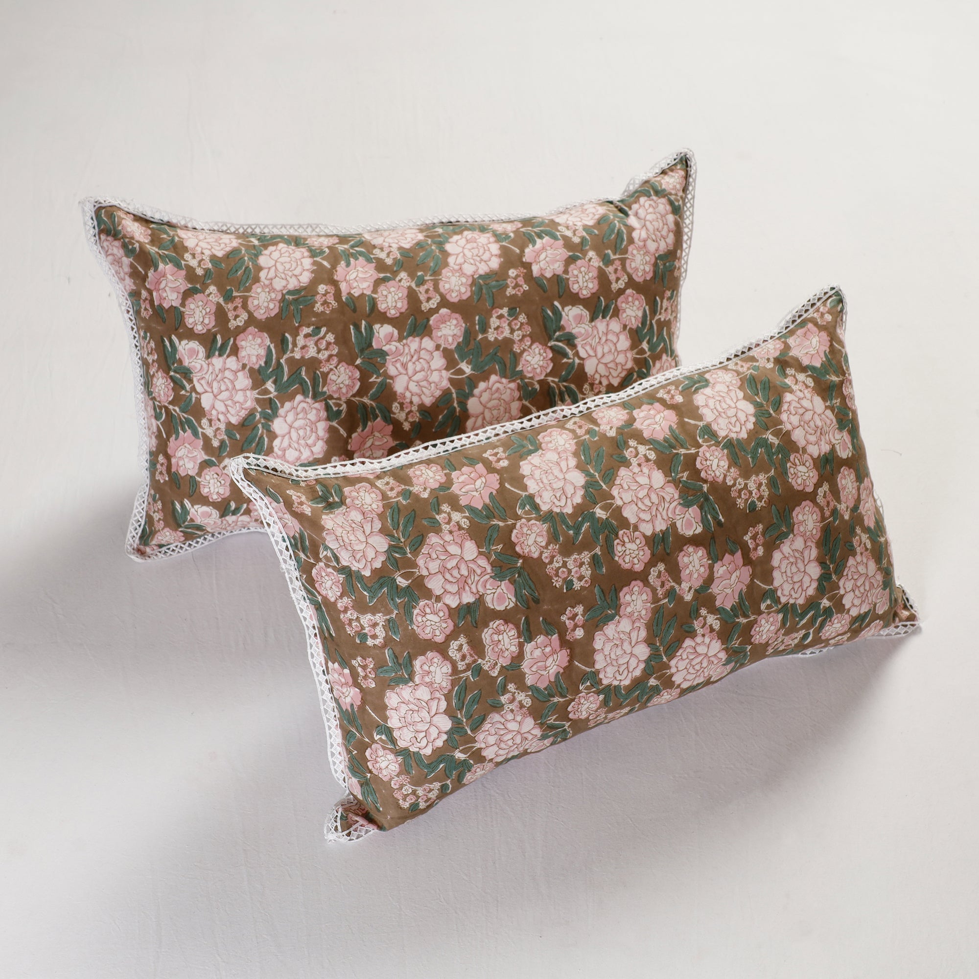 HAVELI CHRONICLES Brown - Sanganeri Block Printed Cotton Pillow Cover With Lace (26 x 16 in) - Set of 2