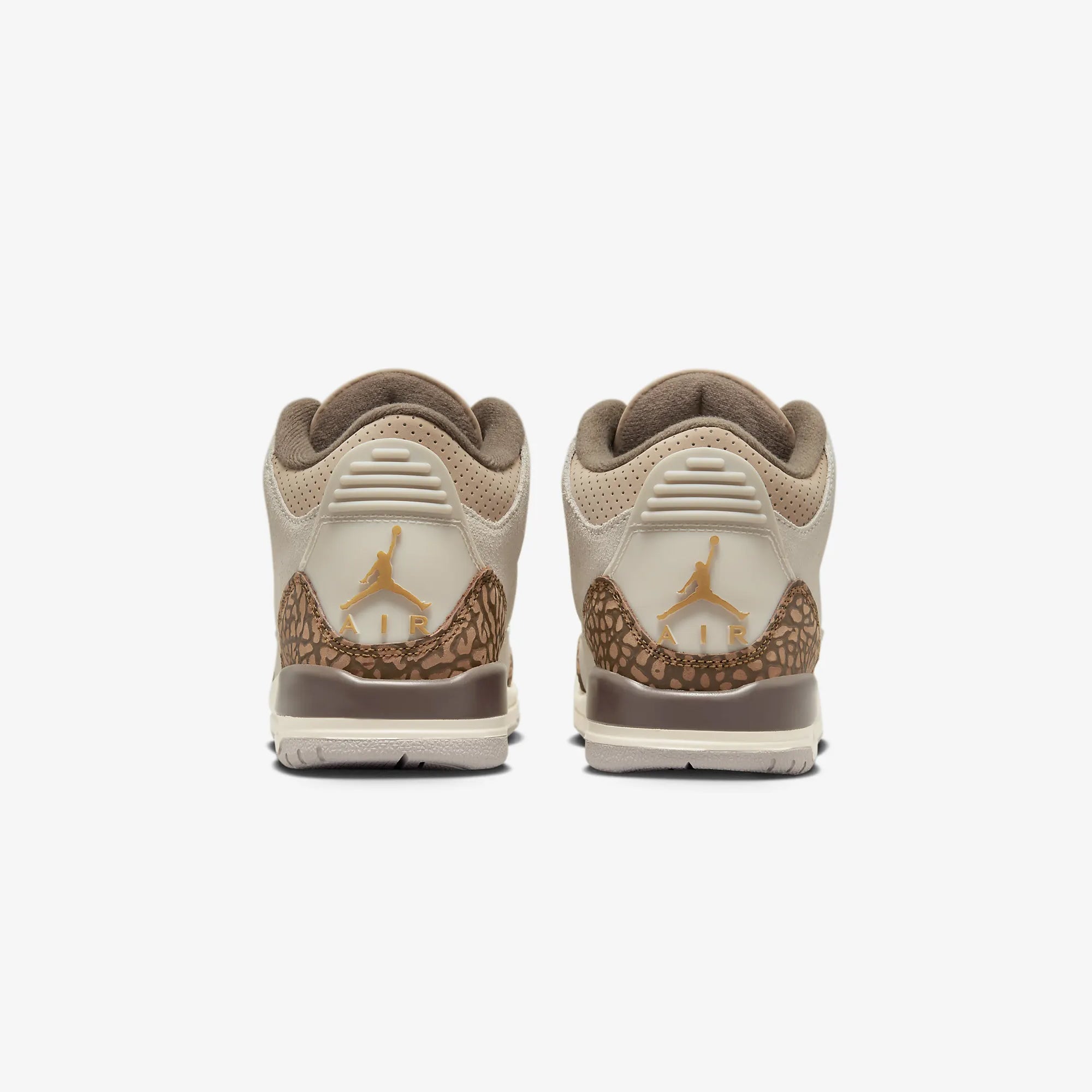 Jordan | AIR JORDAN 3 RETRO { LT OREWOOD BRN/METALLIC GOLD - view 2