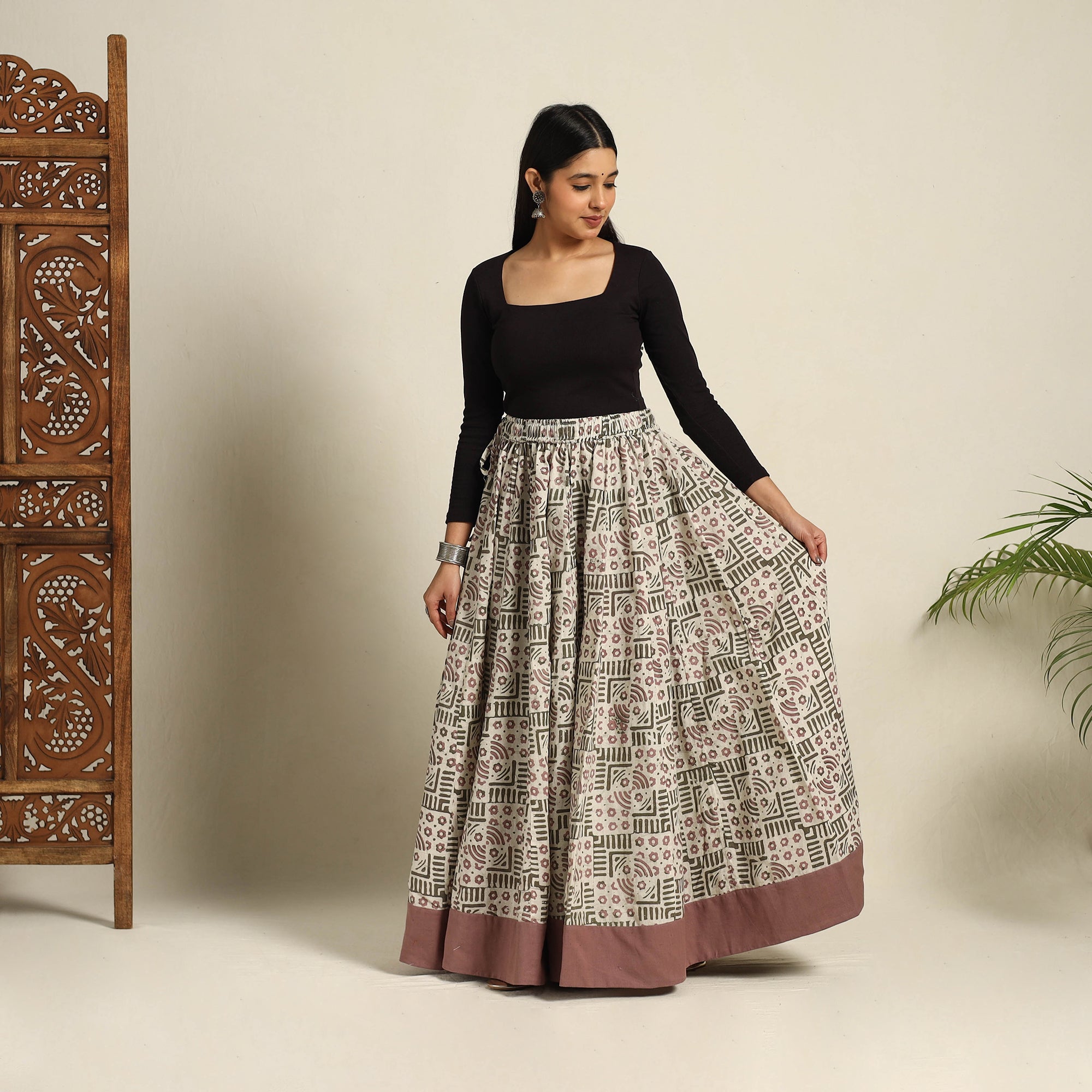 NOORI BAZAR Beige - 24 Kali Patchwork Batik Print Cotton Long Skirt 29 - view 2