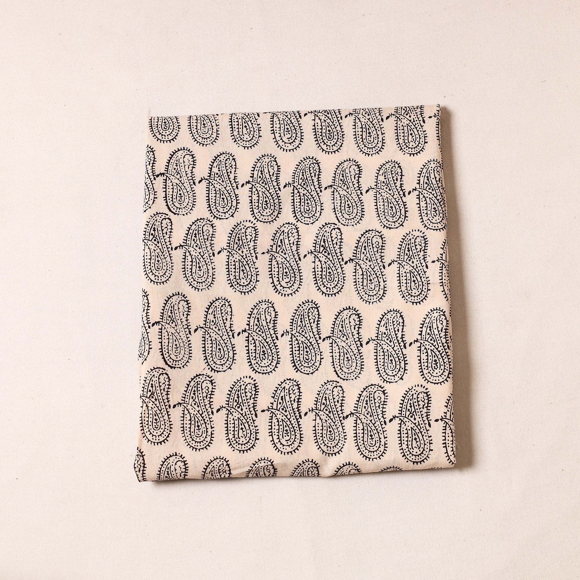 BAGH PRINTS BY UMAR FARUK KHATRI Beige - Bagh Block Printed Cotton Precut Fabric (1.7 Meter)