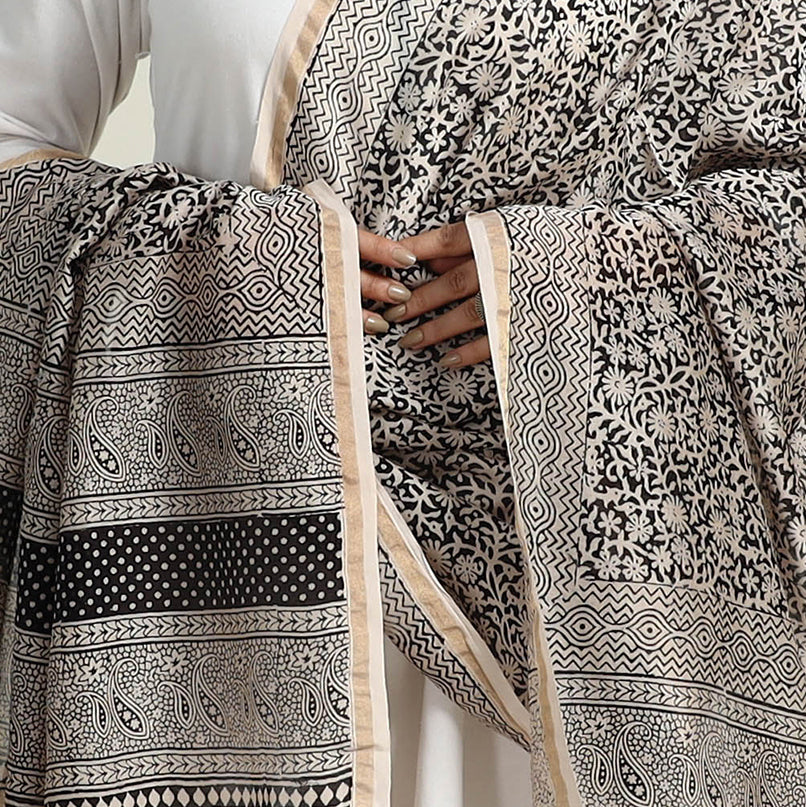 BAGH PRINTS BY MOHAMMED RAFIK KHATRI Grey - Natural Dyed Hand Block Print Chanderi Silk Bagh Dupatta 21 - view 4