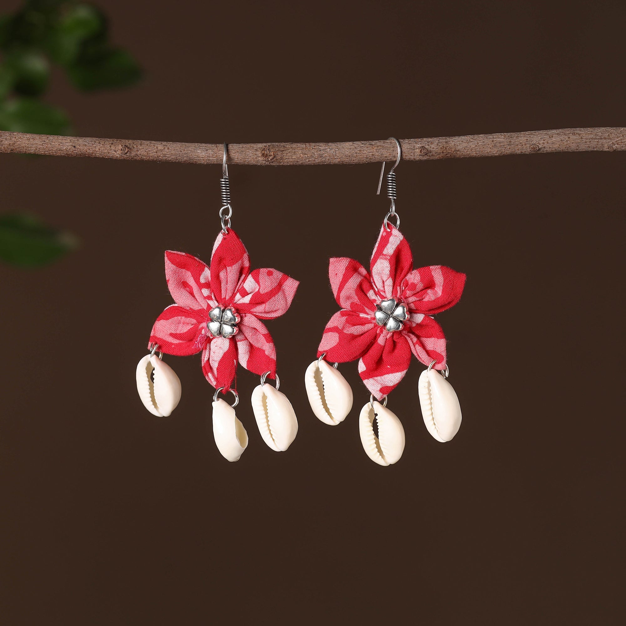 JALPARI Naaz Fabart Phool Kali Shell Earrings
