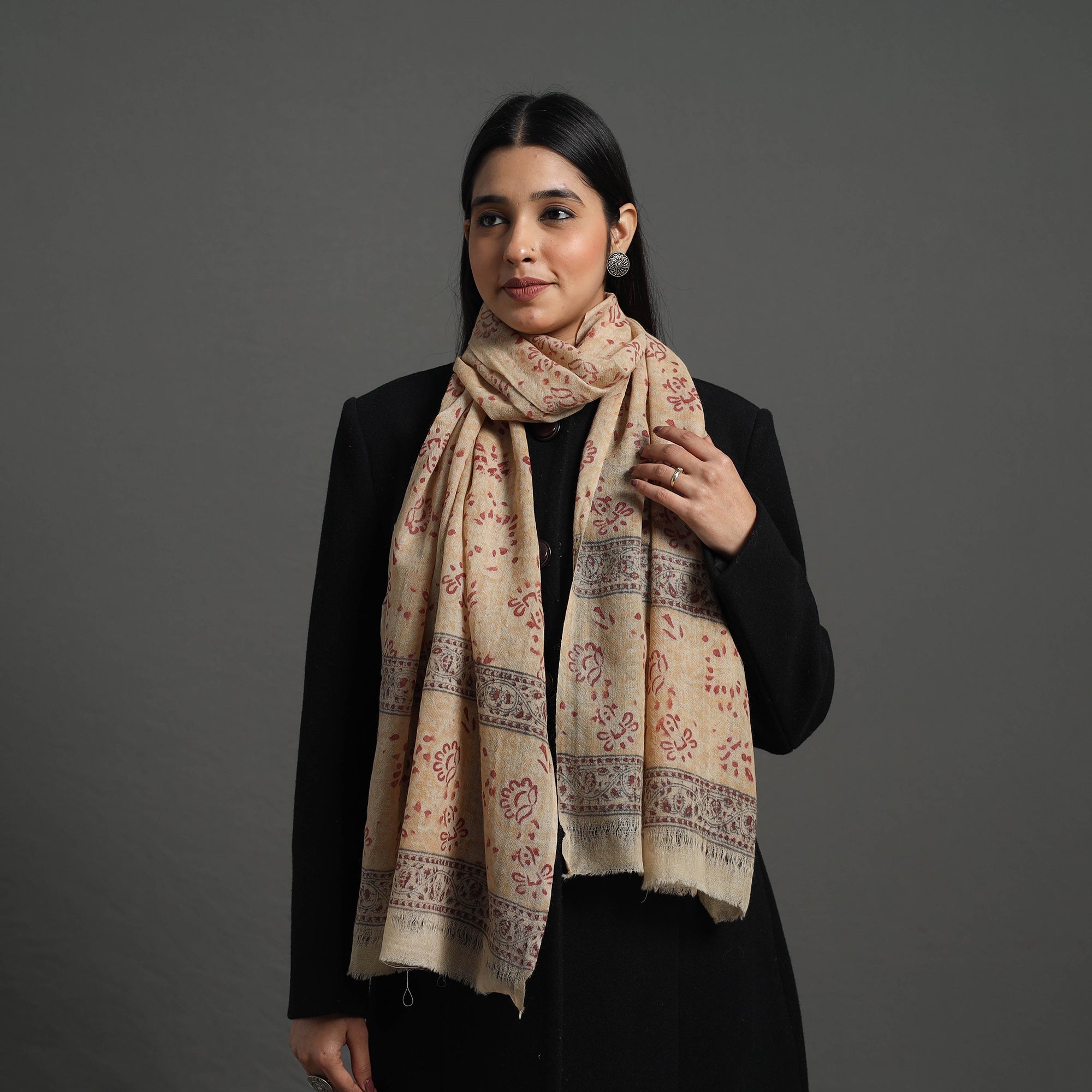 PITCHUKA SRINIVAS KALAMKARI PEDANA Beige - Block Print Pedana Kalamkari Wool Stole 01 - view 2
